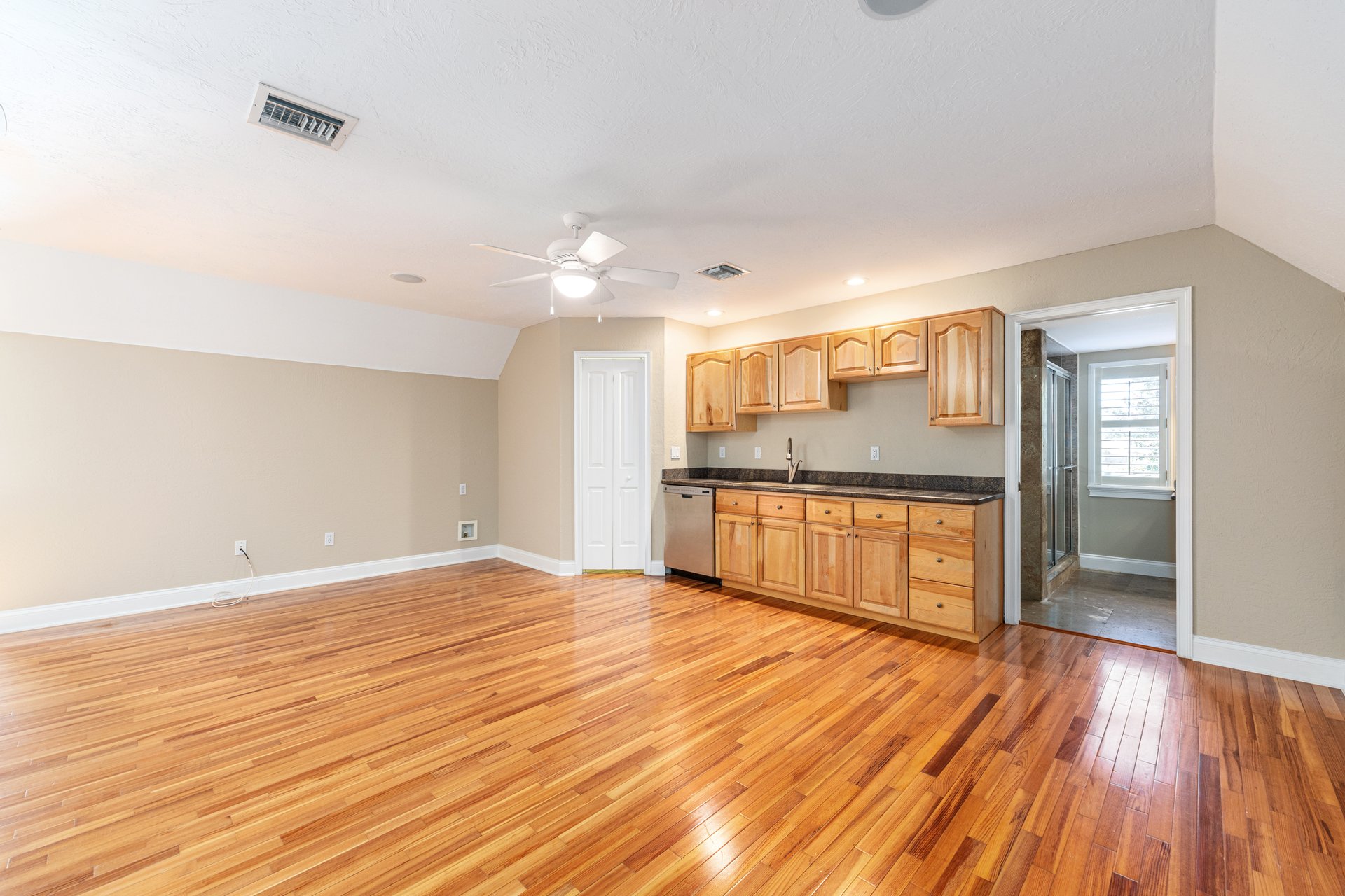 997 NW 63rd Ct