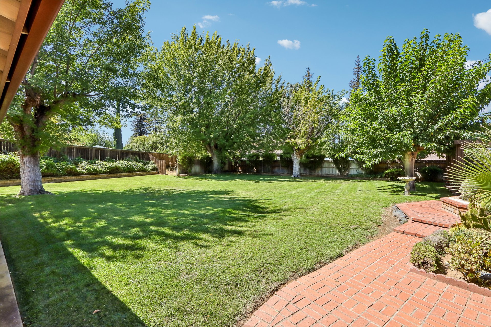 360 Franklin Avenue