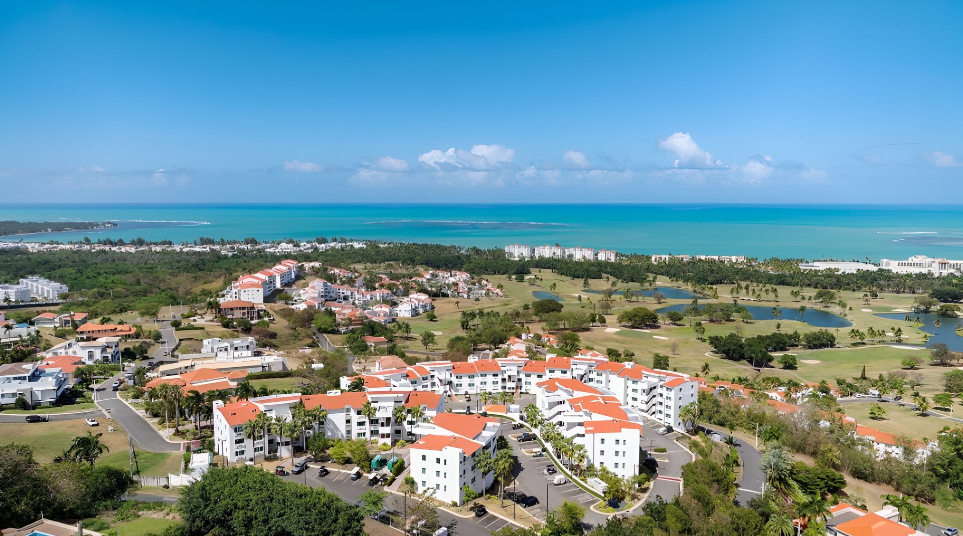Condominio Vistas del Cacique | Río Grande, P.R.