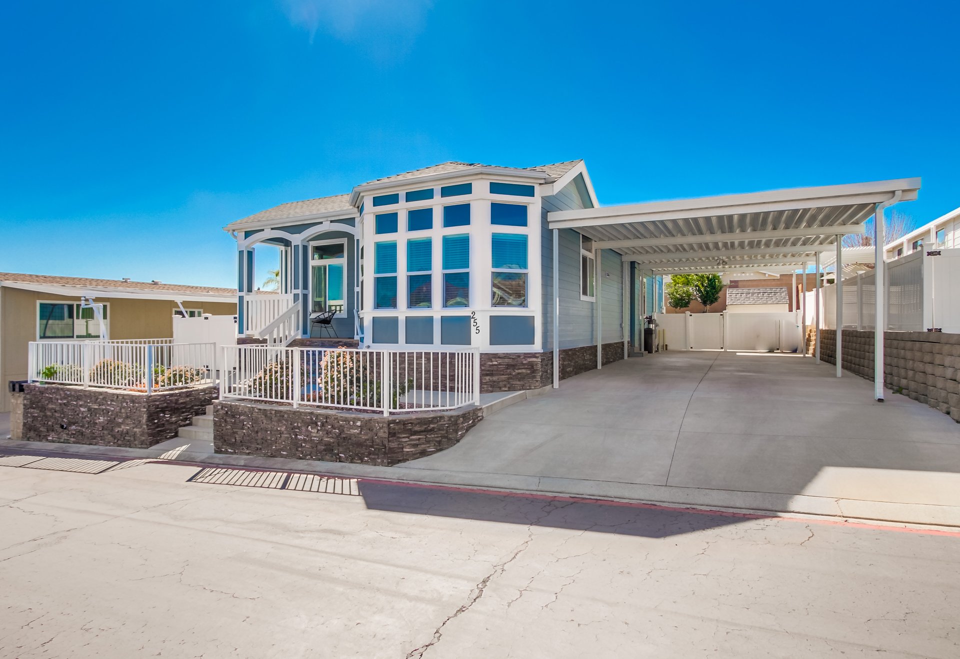 1401 El Norte Parkway #255