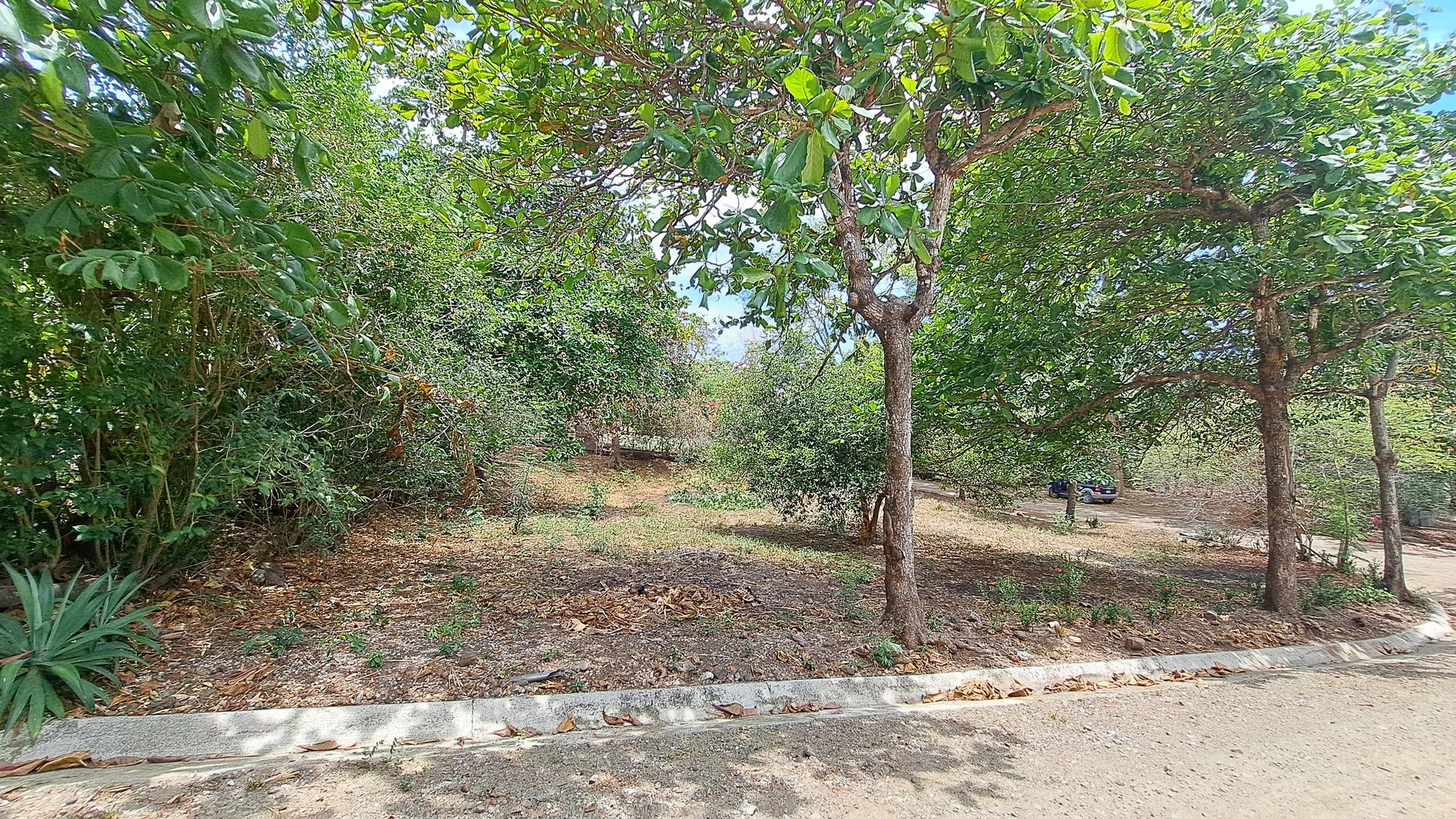 Prime Montañas de Conchal Lot for Sale | Walk to Playa Puerto Viejo, Near Playa Conchal & Flamingo