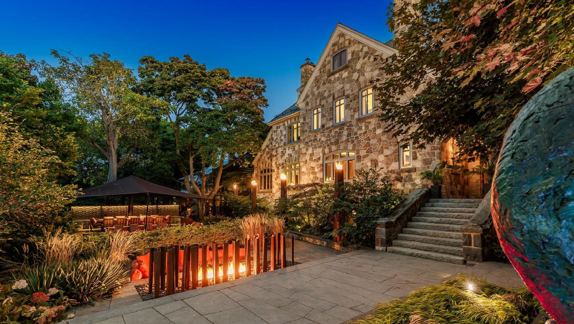  Outremont | Exceptional estate on Maplewood