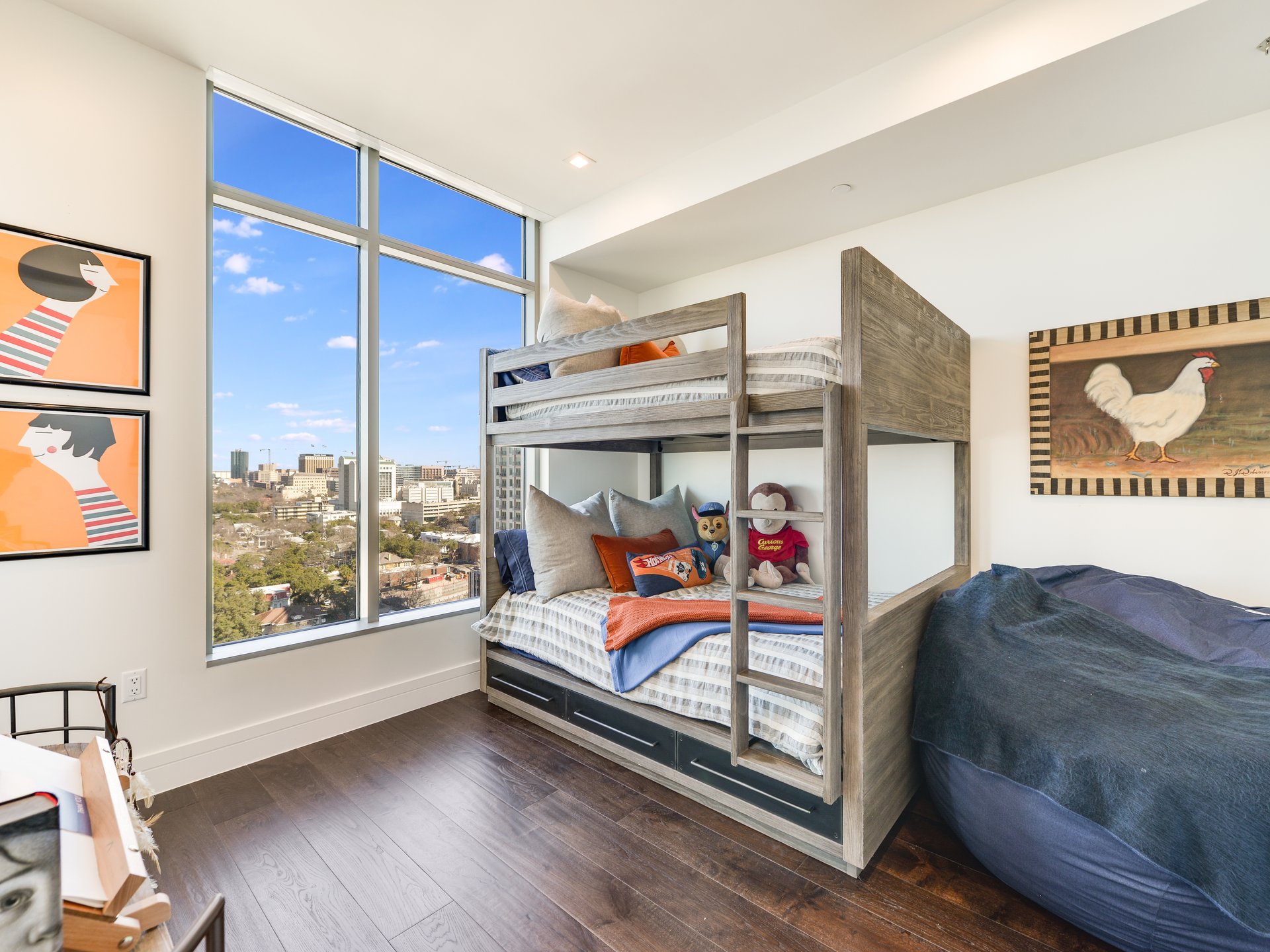 Fifth & West, #1704