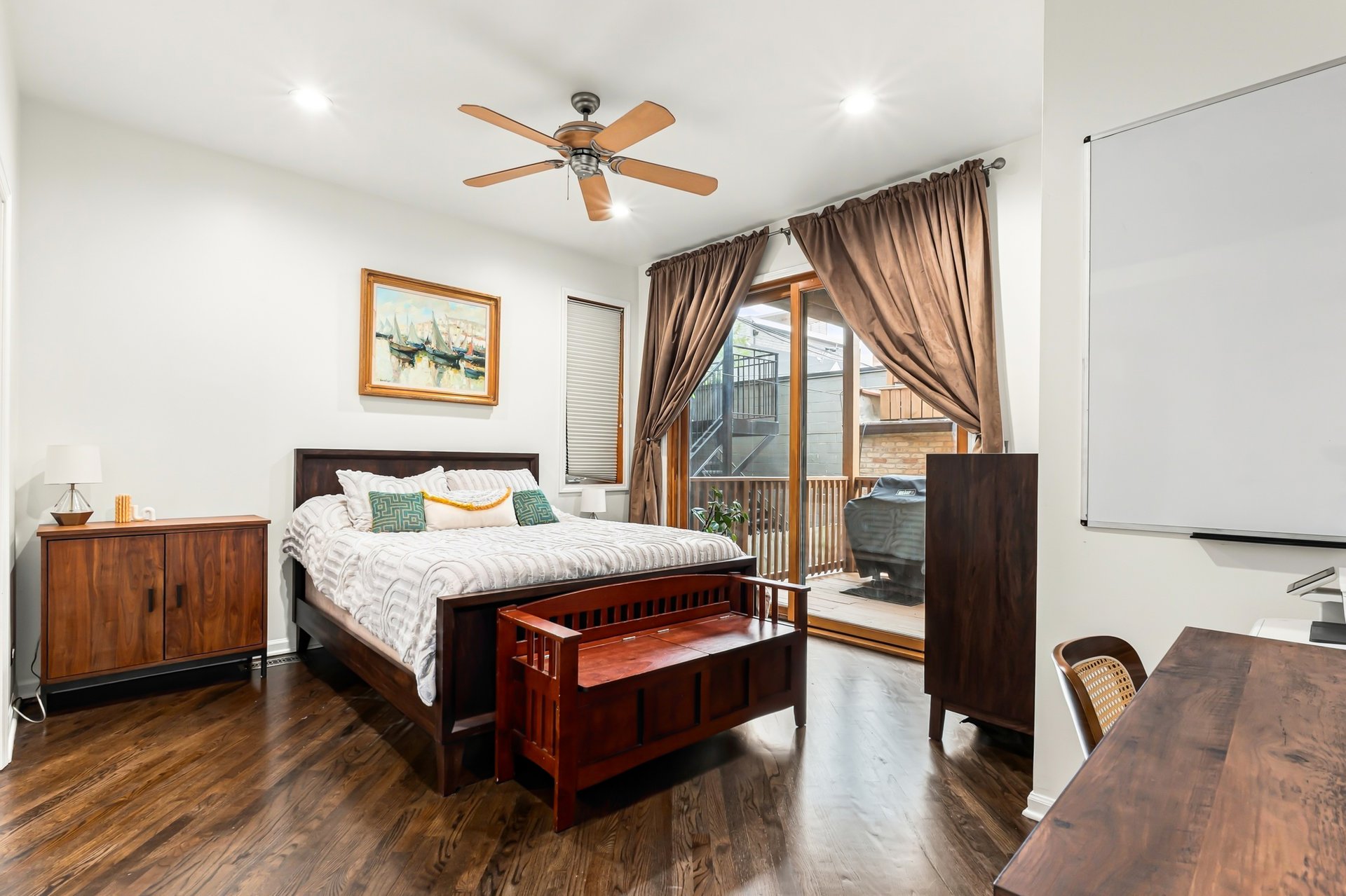 942 N Wolcott Ave #1