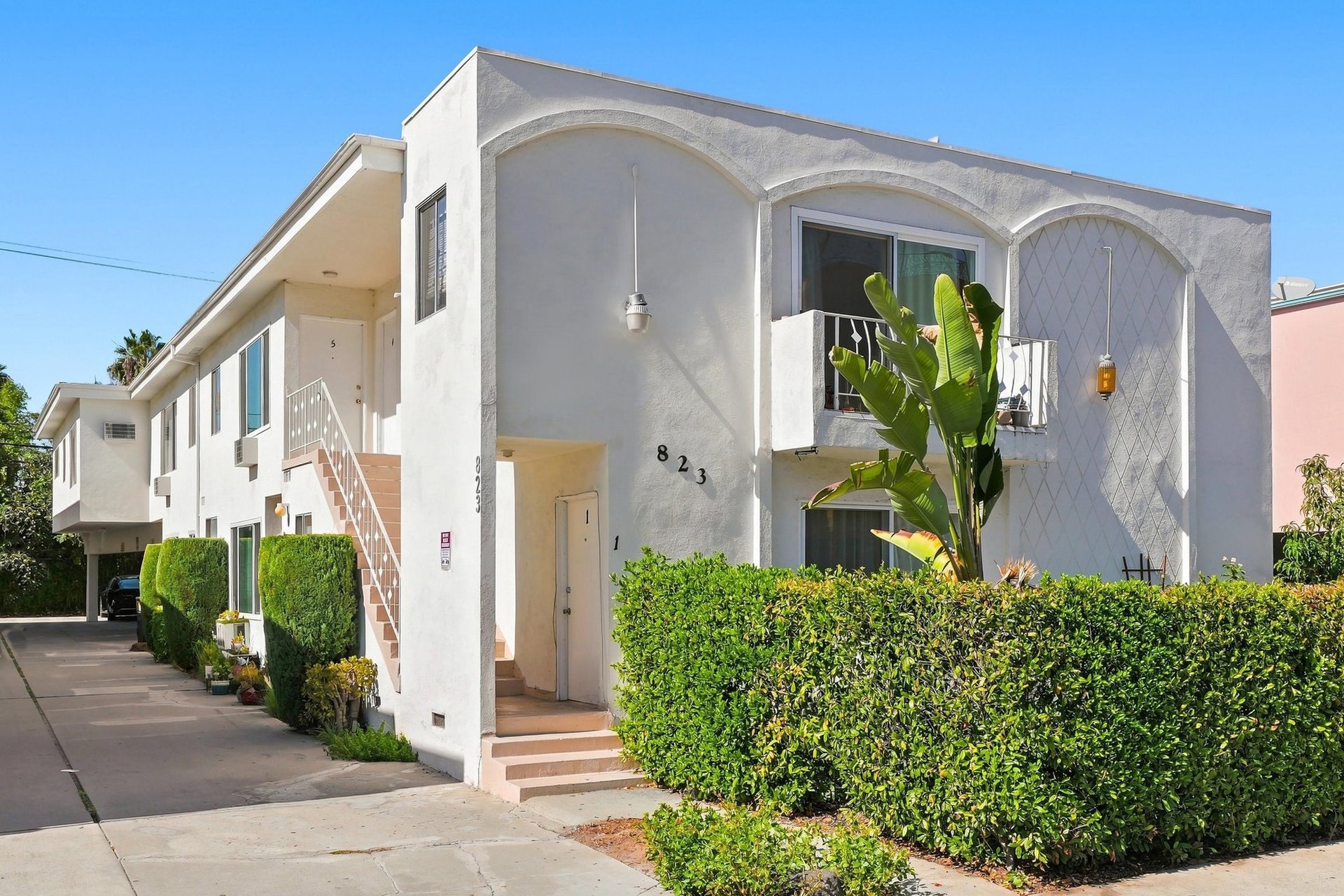 823 N Hudson Ave, Hollywood