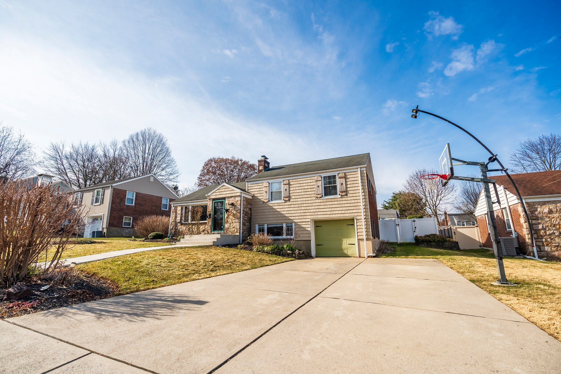 1133 Highland Avenue