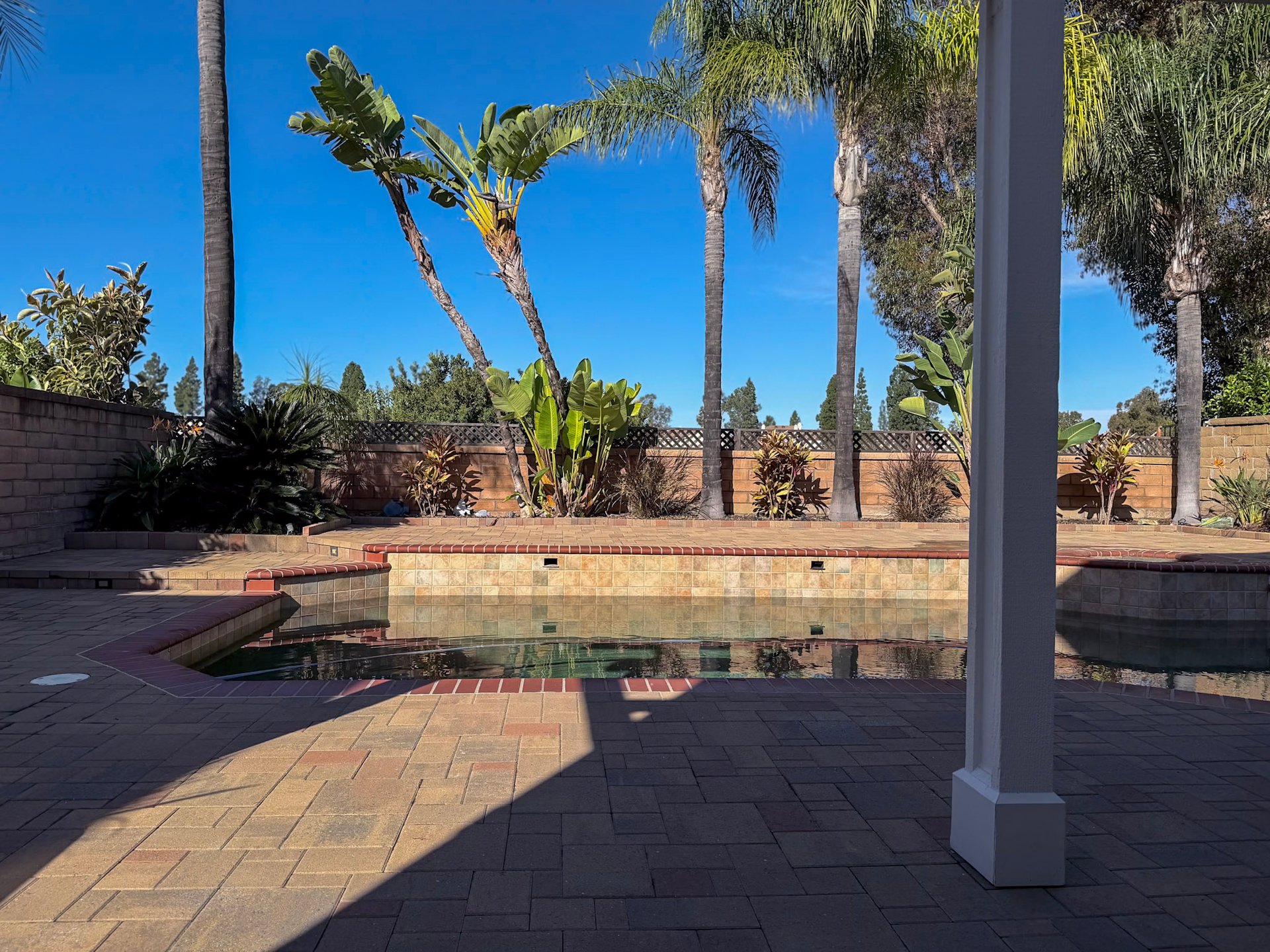 21865 Jinetes, Mission Viejo, CA 92691