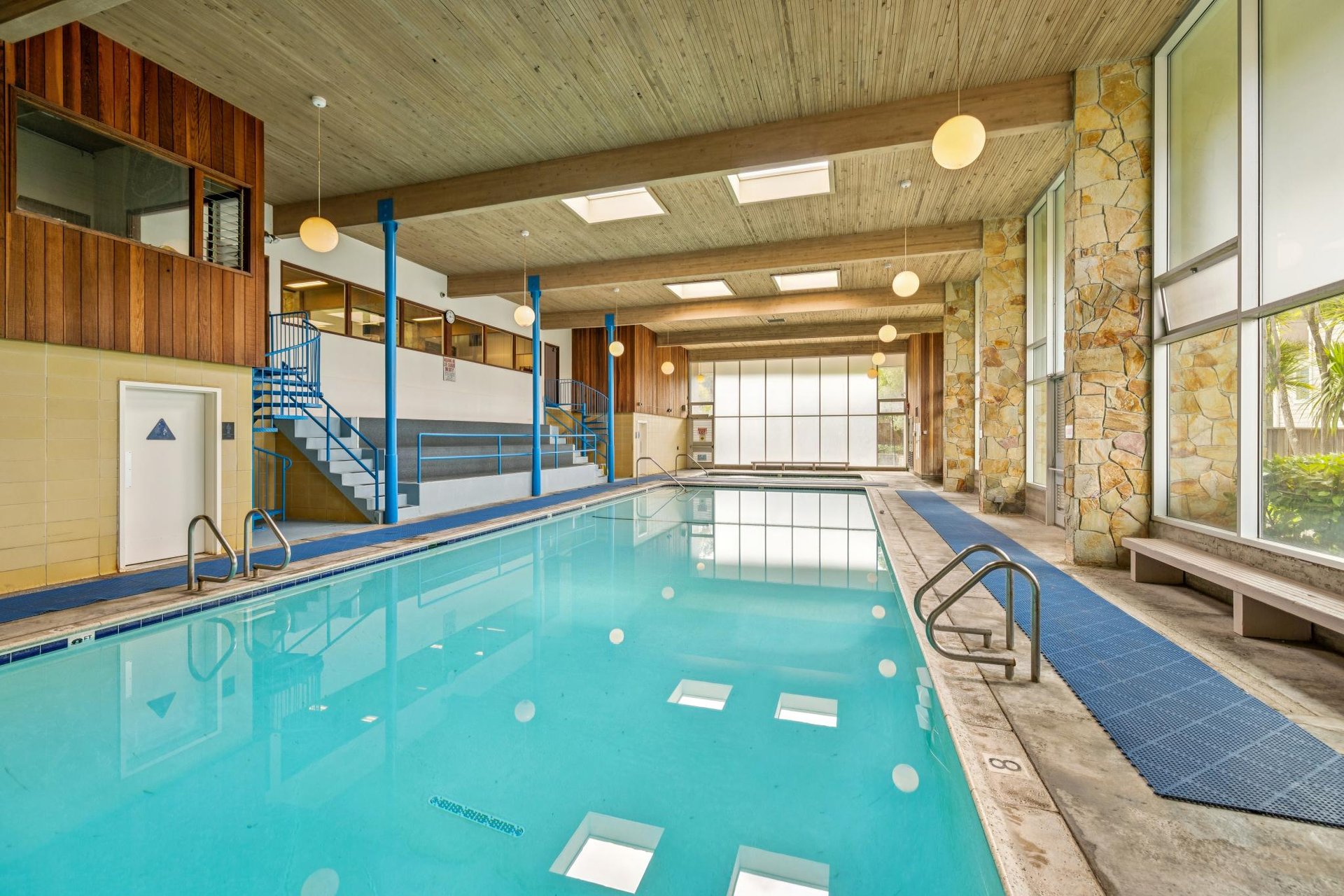 Private and Inviting Townhome