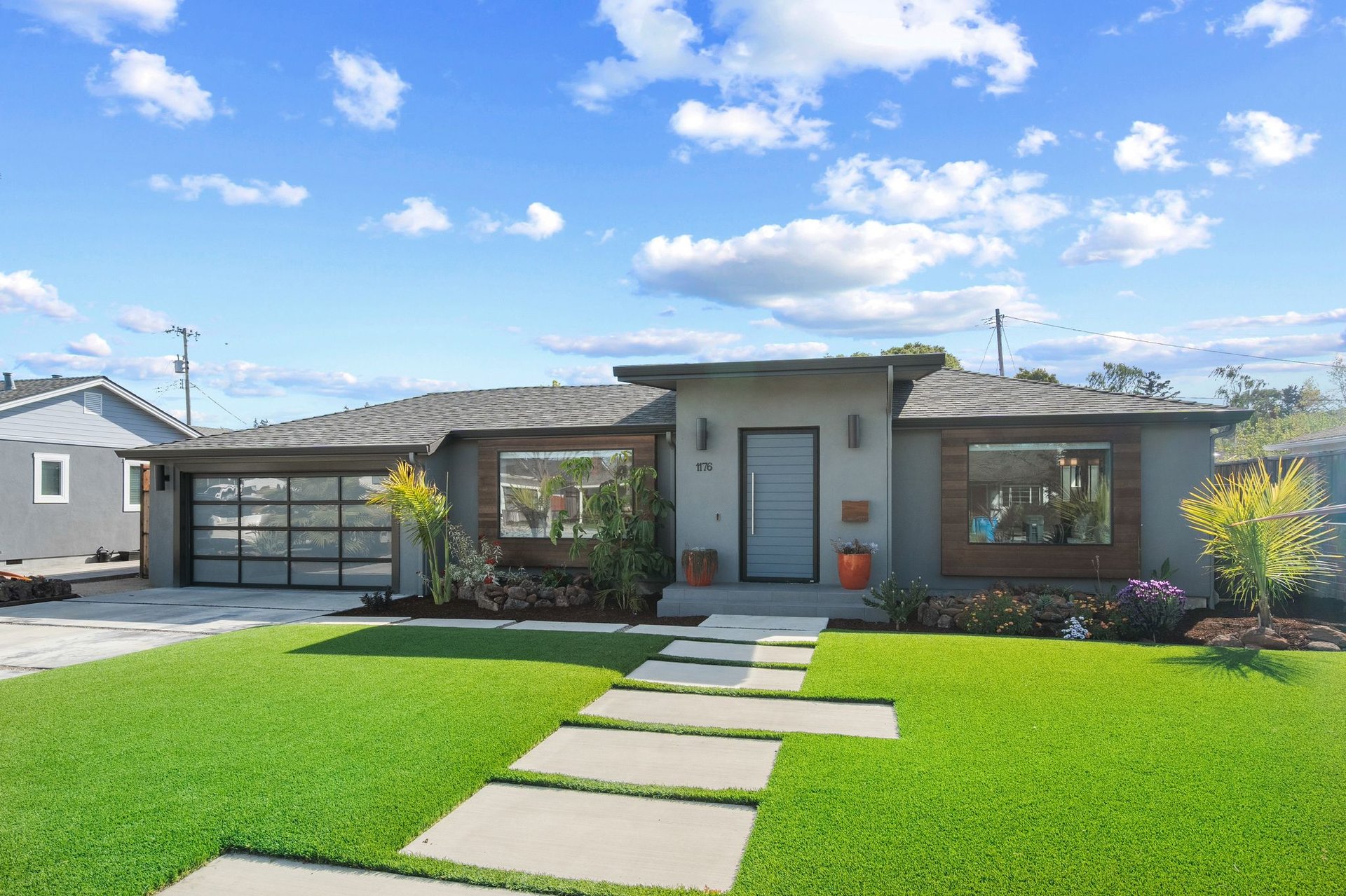 1176 Fairview Ave
