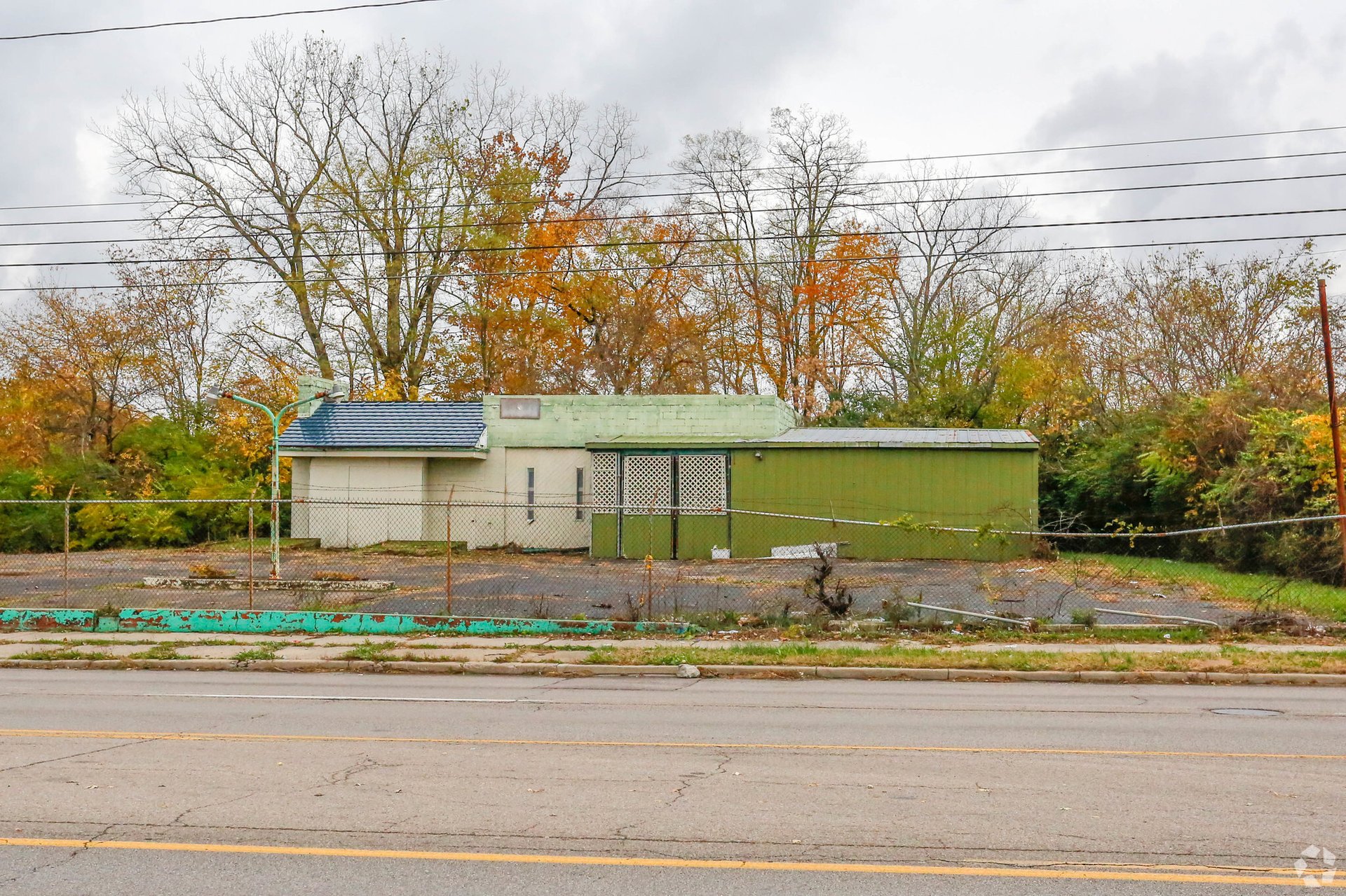 2135 N Gettysburg Ave