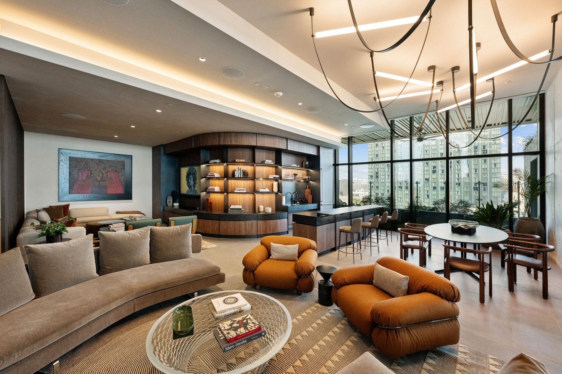 610 Davis Street #3902