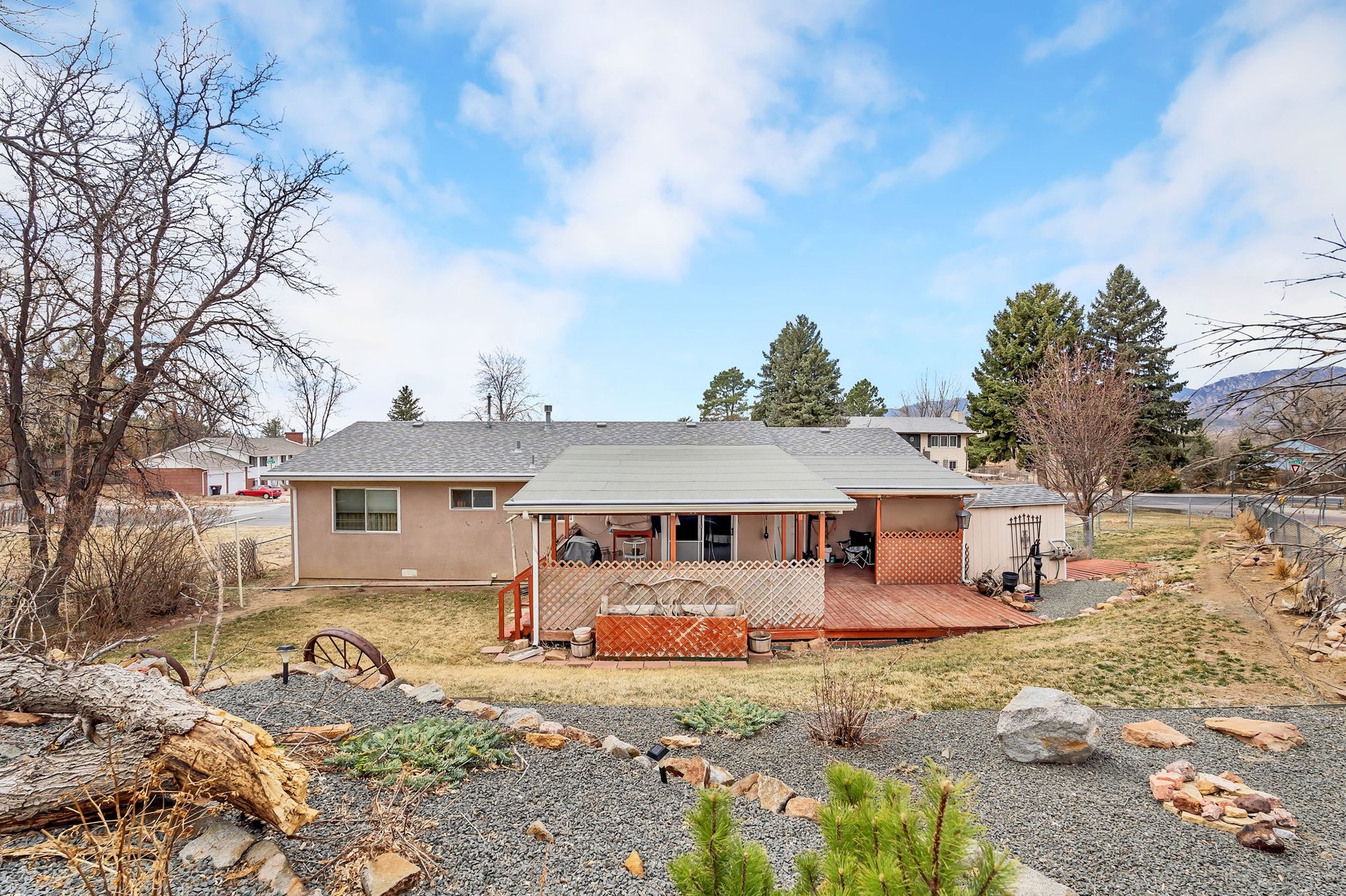 522 Squire Street