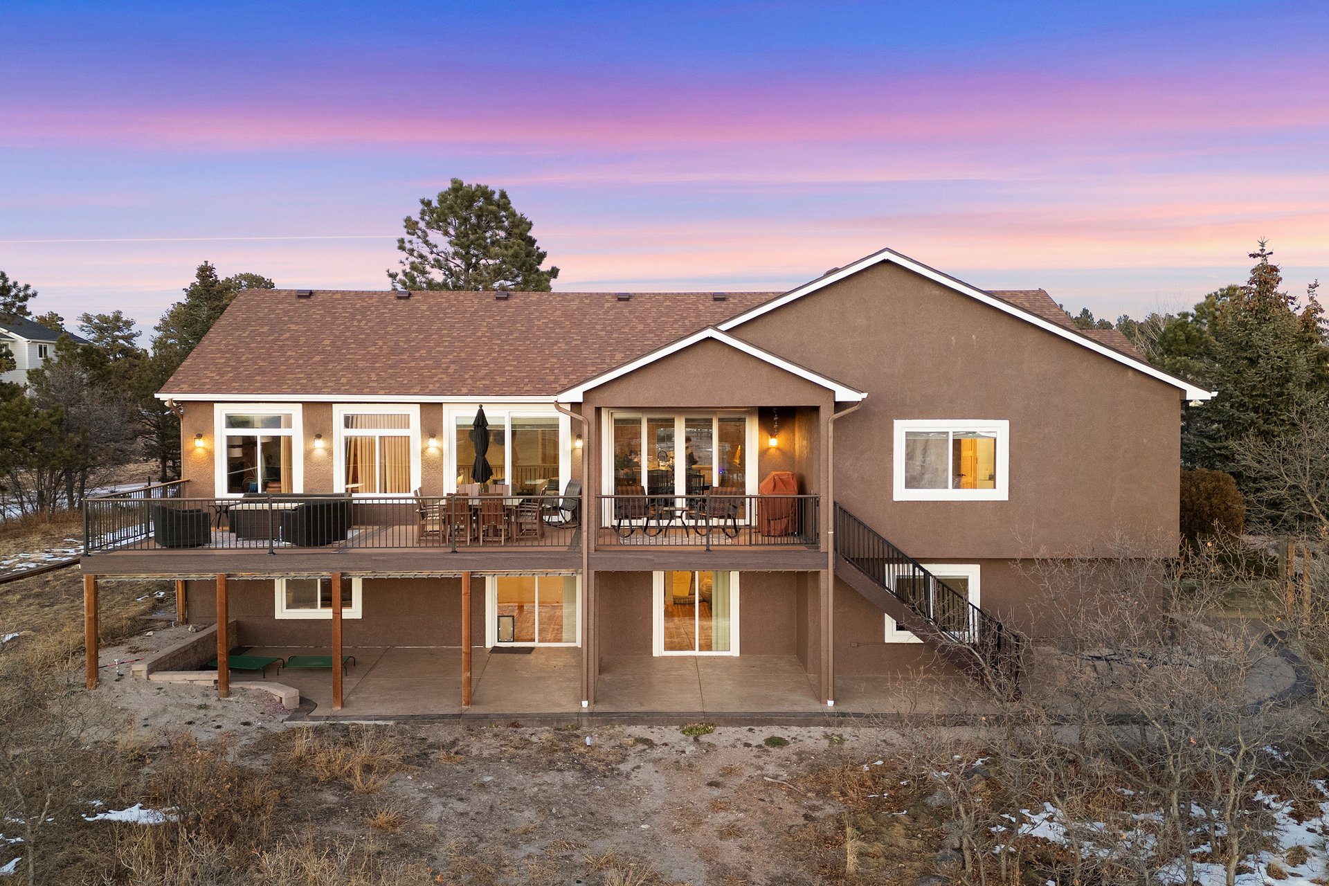 4255 Arrowhead Drive