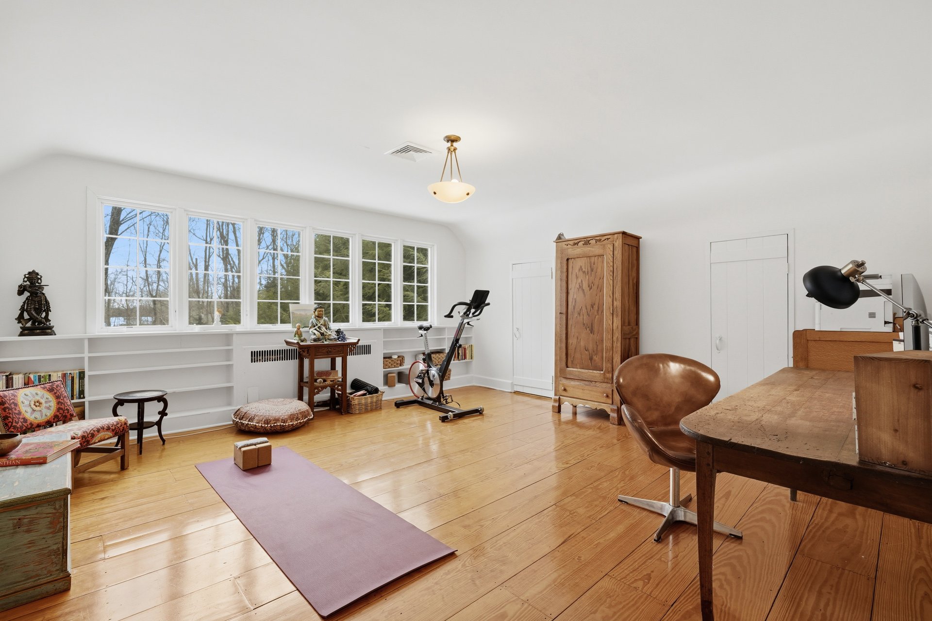 15 High Ridge Road