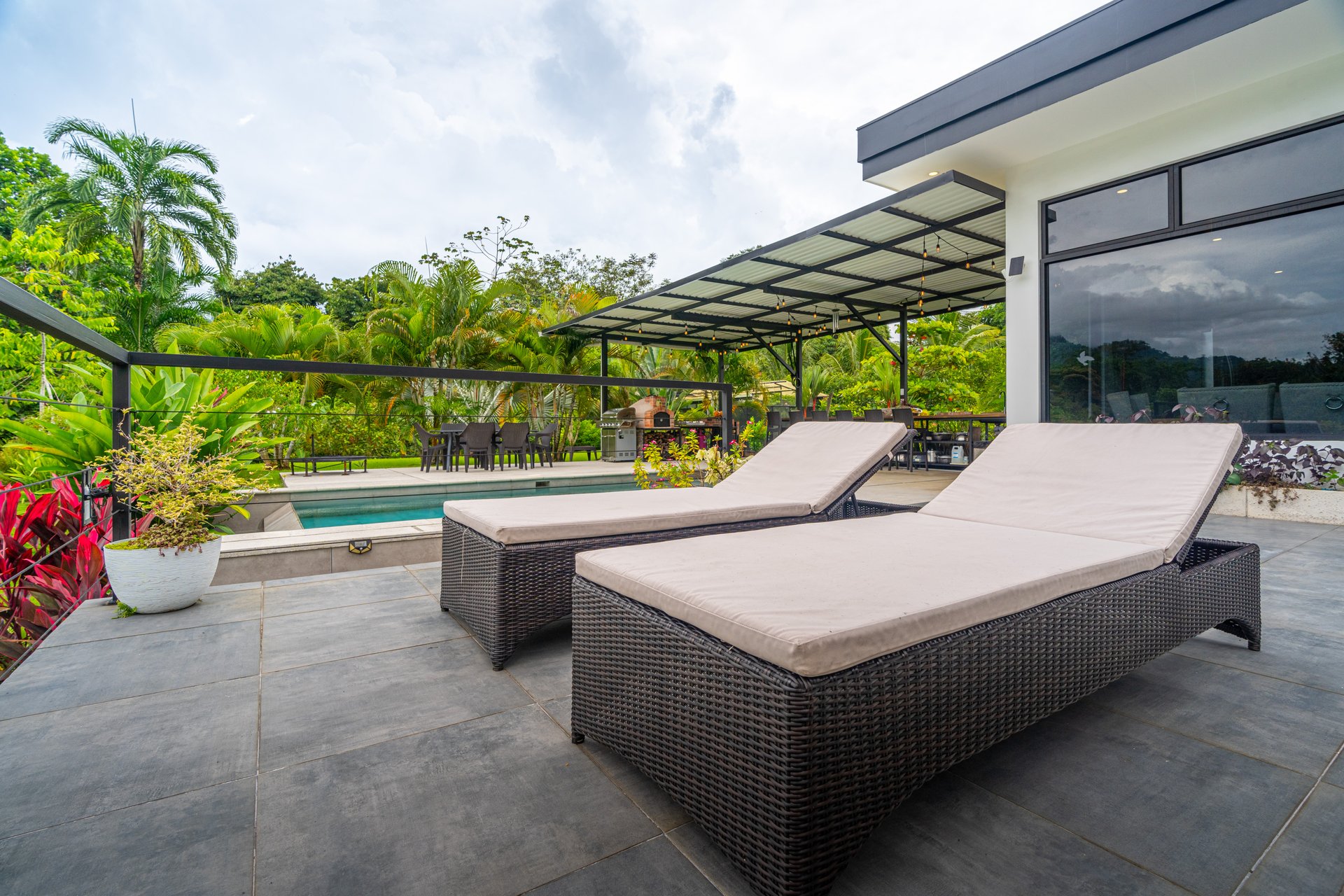 Modern 4-Bedroom Family Sanctuary with Infinity Pool, Edible Forest Garden - Exclusive Gated Ojochal Community 