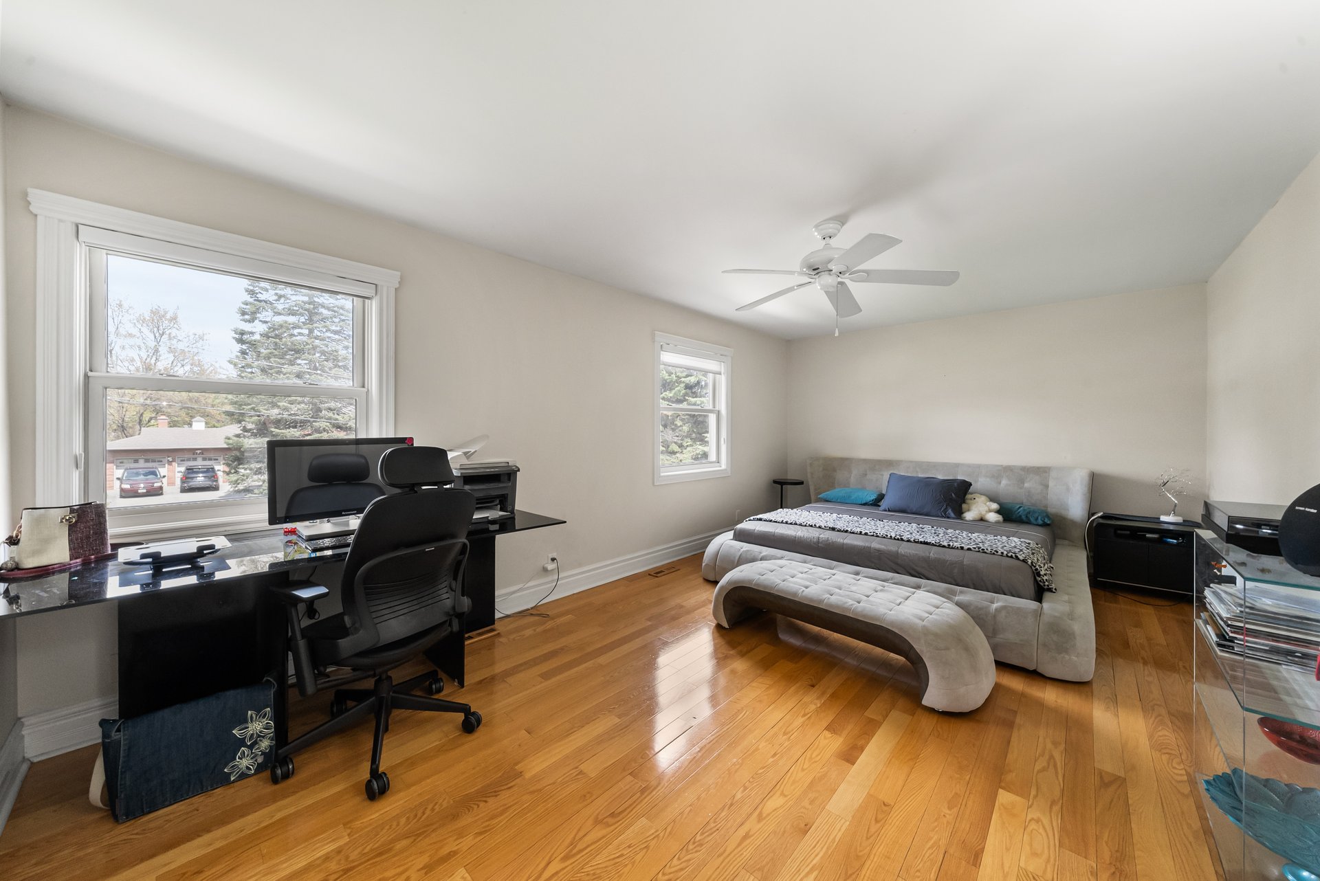 2154 Oneida Cres