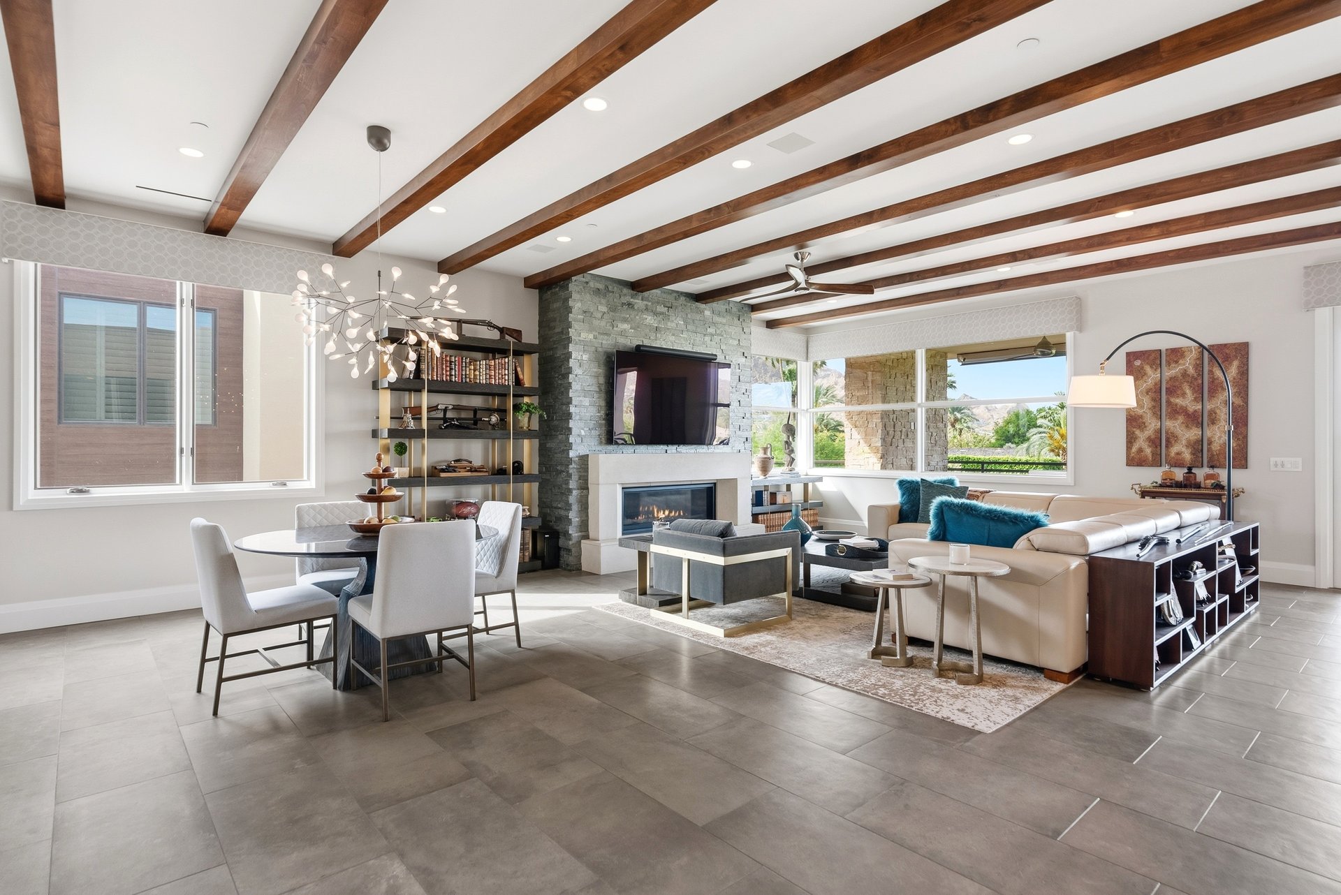 Las Brisas Drive