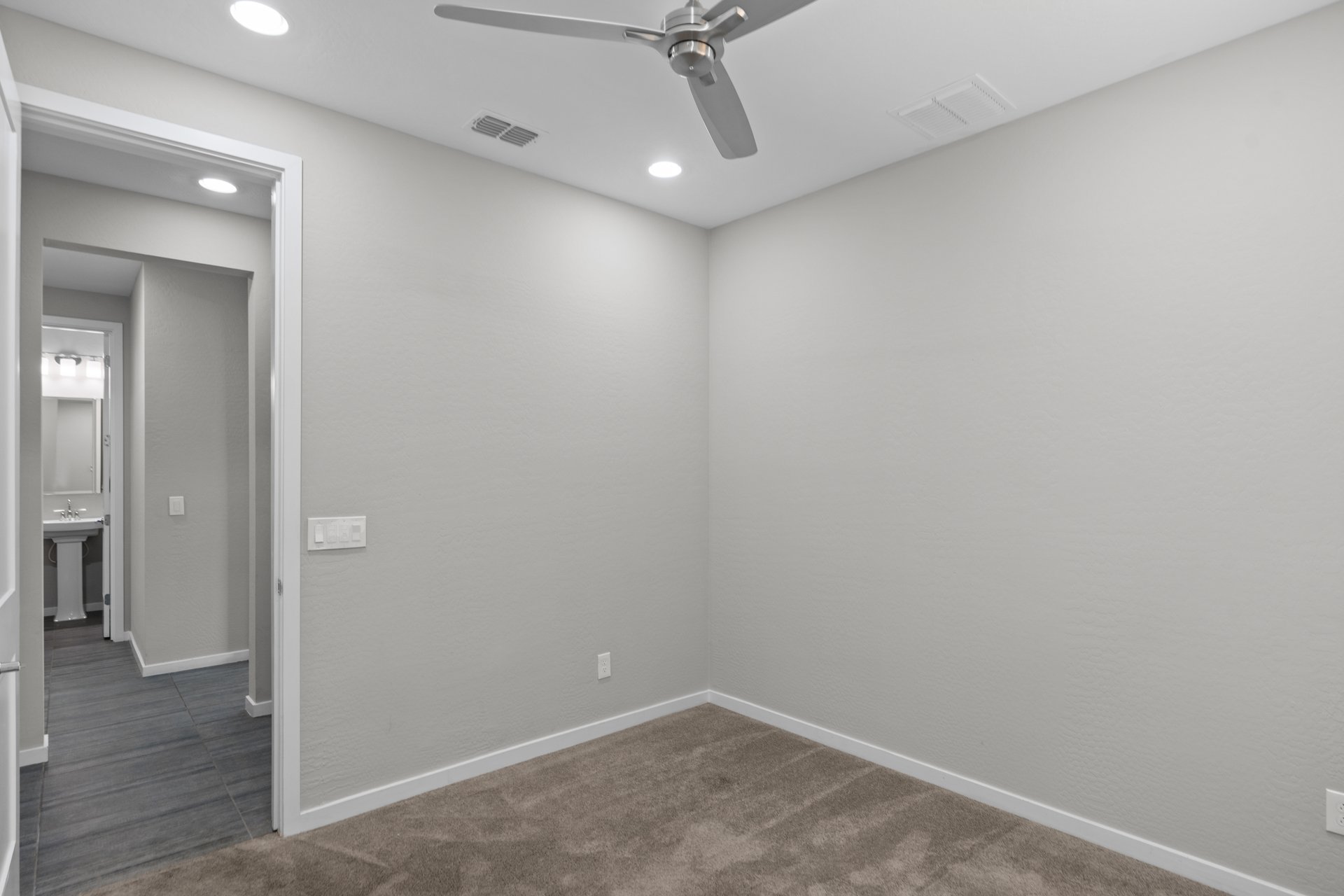 3131 E Tina Dr