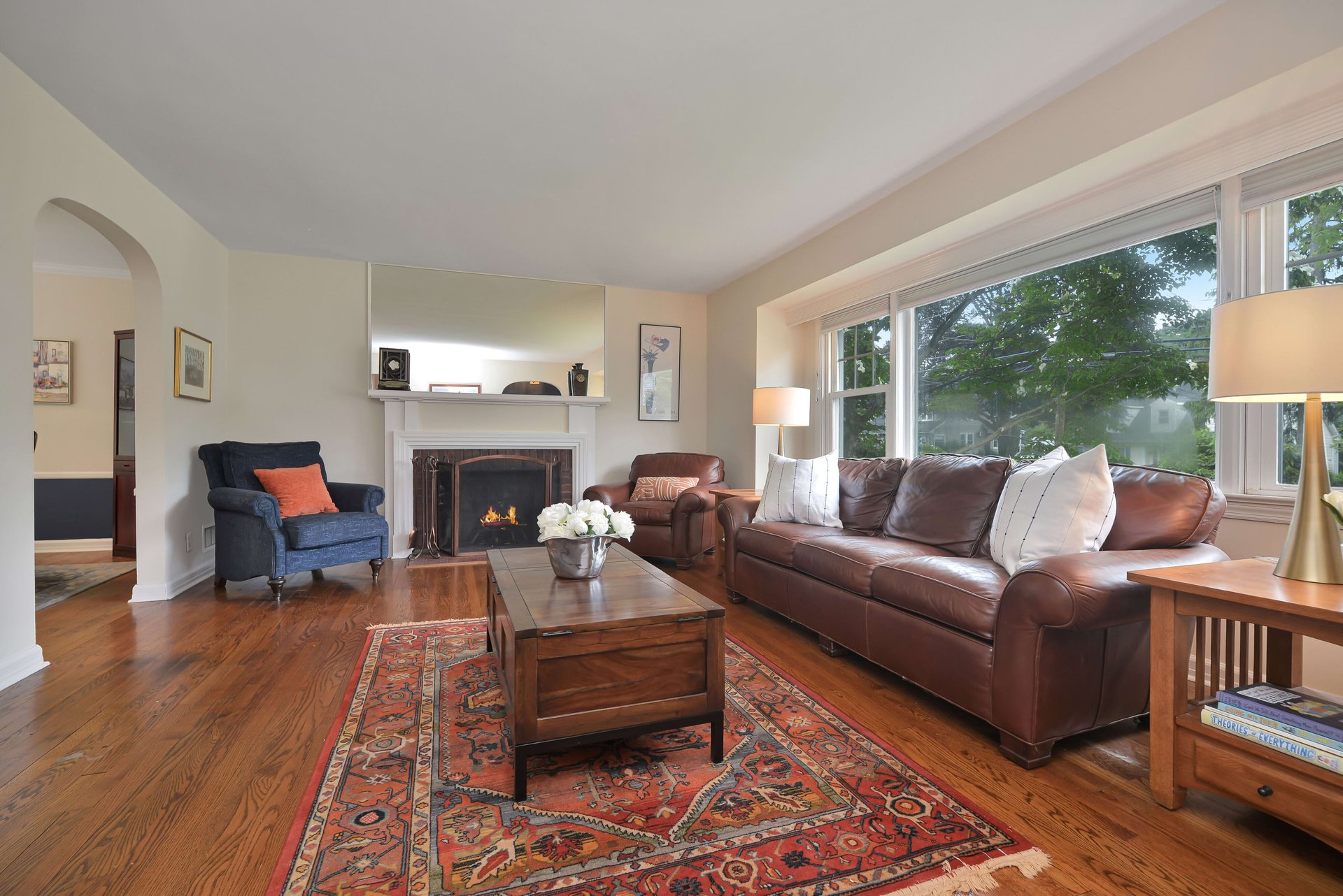 182 South Highwood Avenue