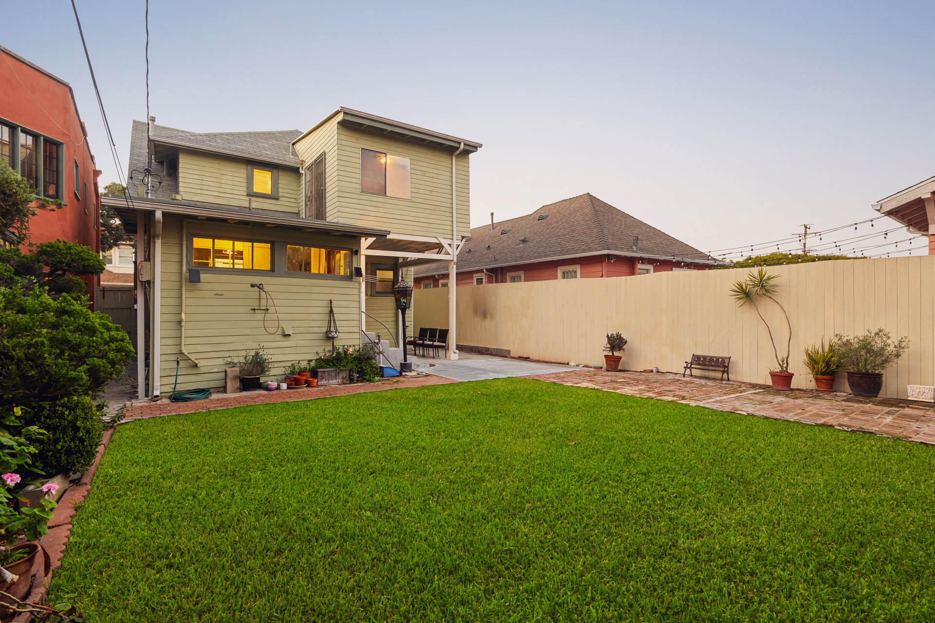 160 Wadsworth Ave, Santa Monica