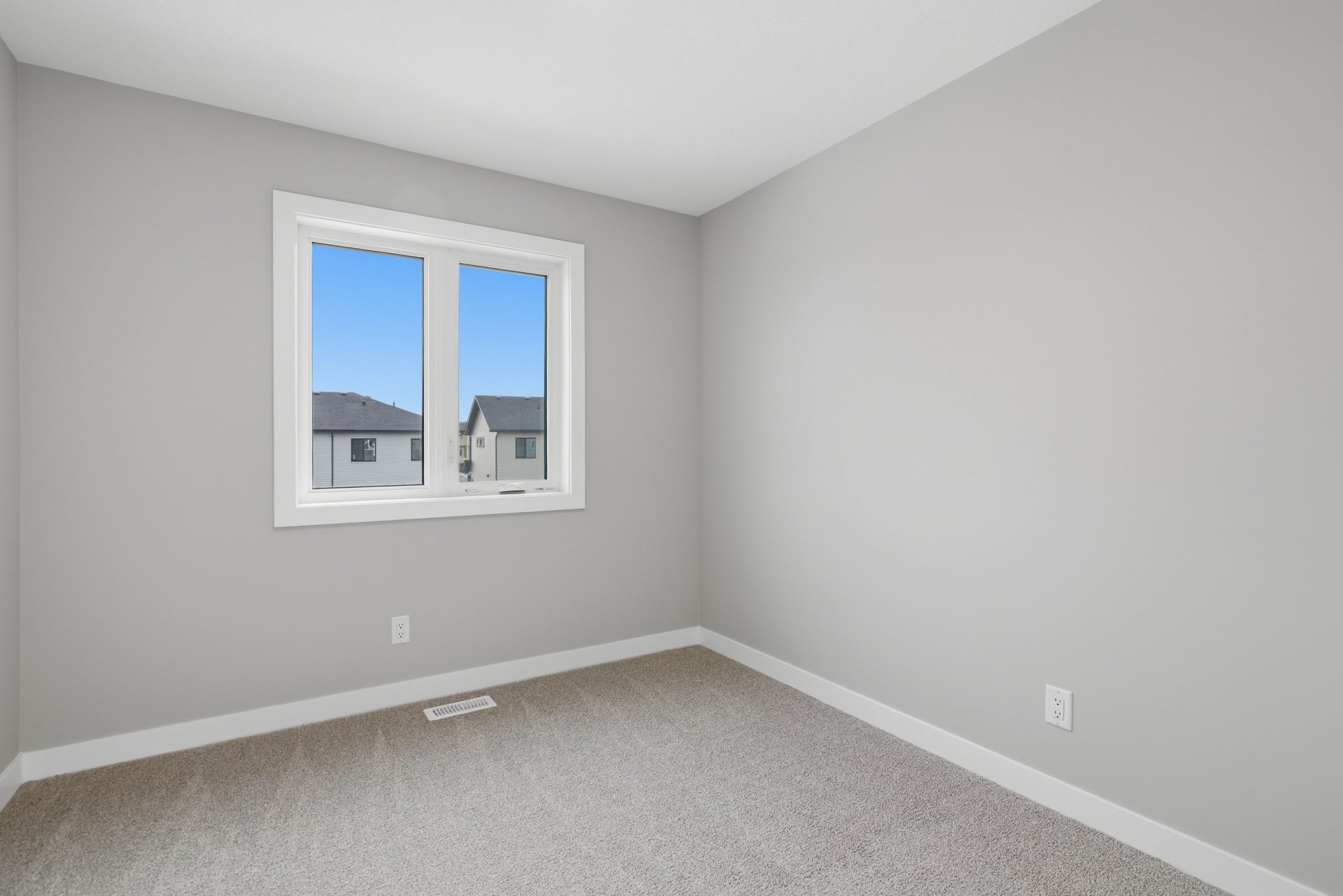 51 Belvedere Crescent SE