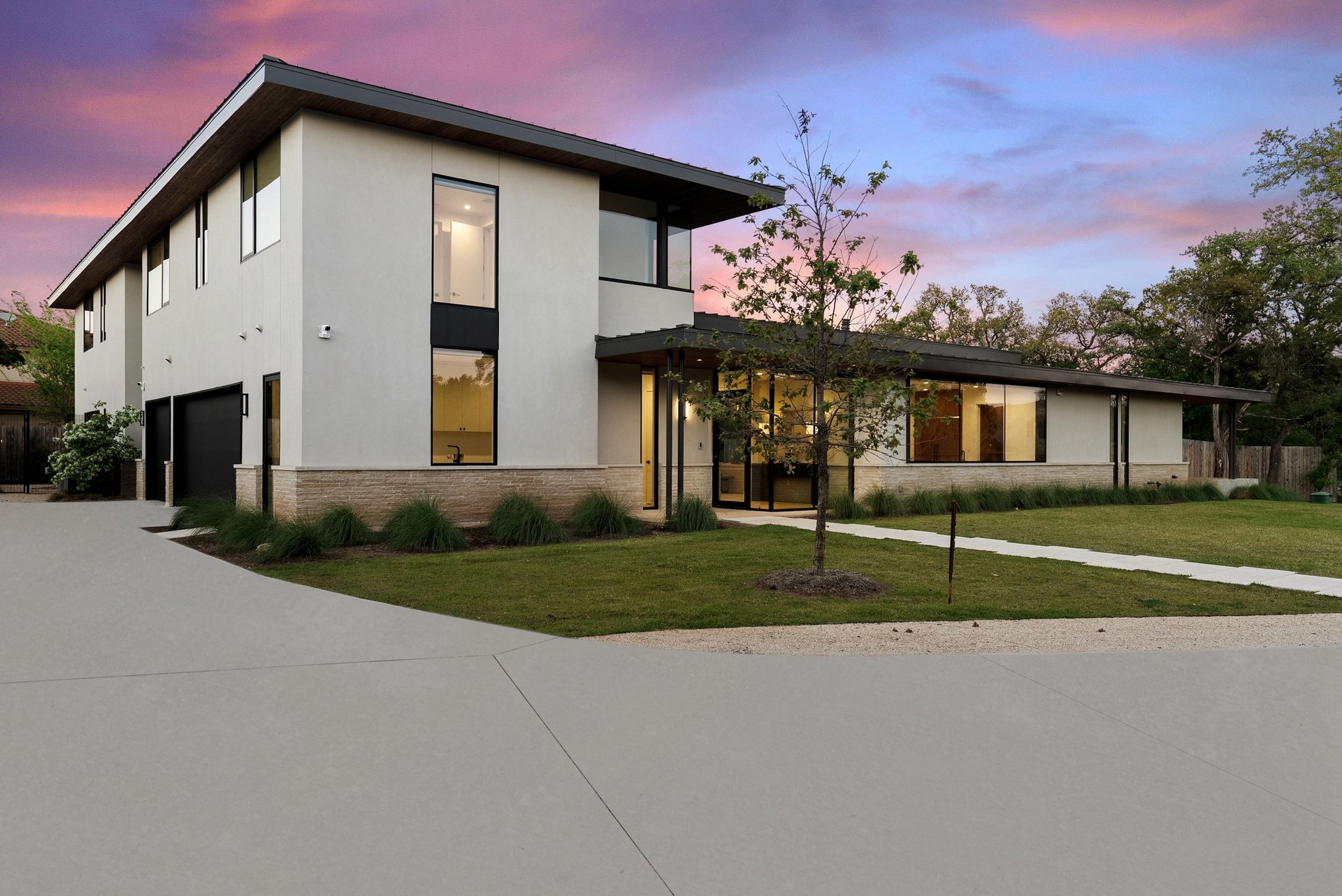 Architectural Elegance in Westlake