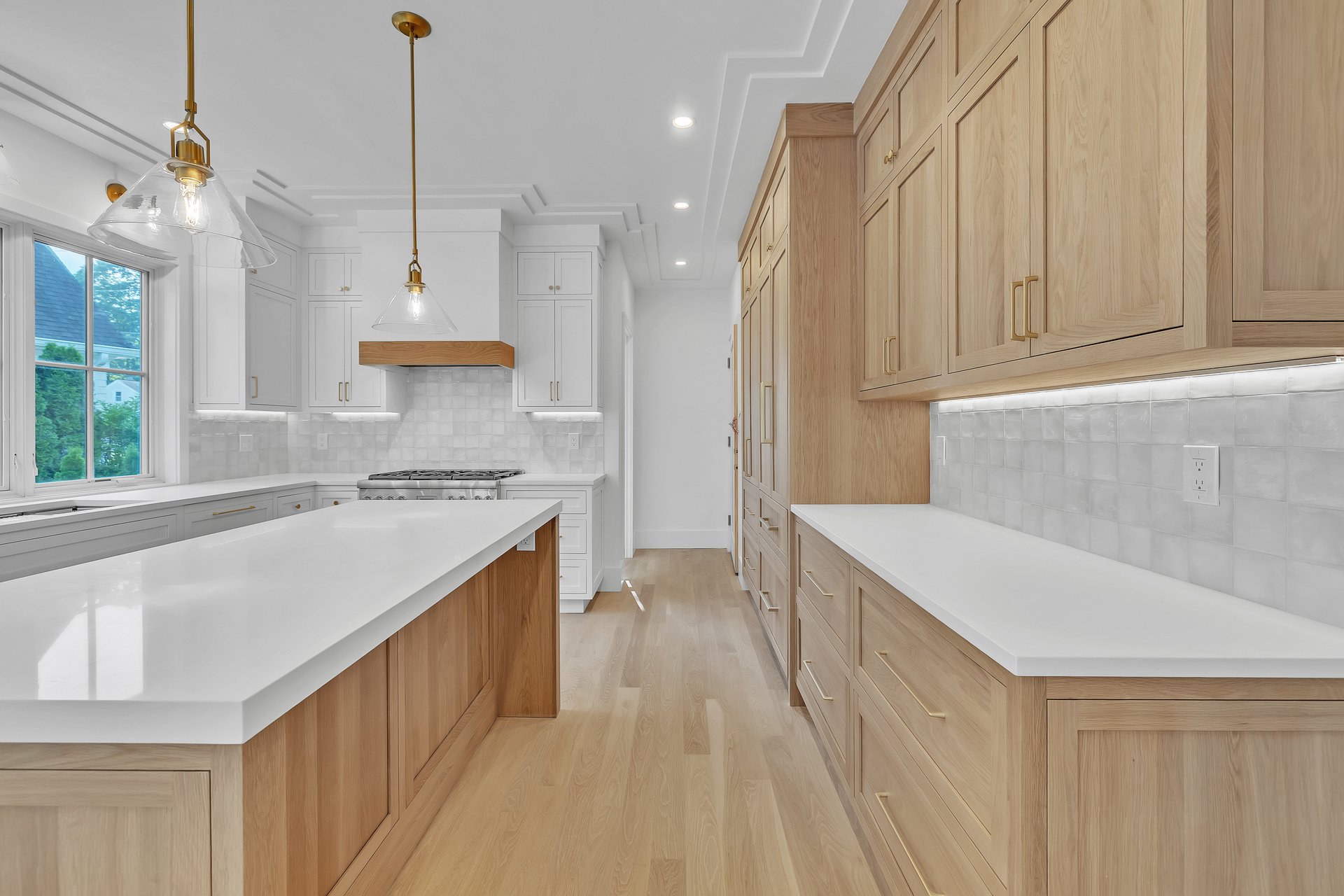 East Ave, Unit B 