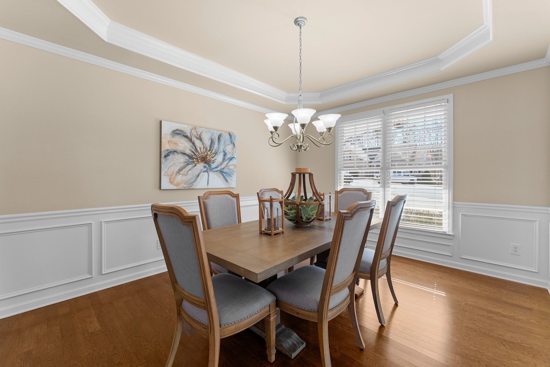 7534 Mossy Log Ct, Flowery Branch, GA 30542