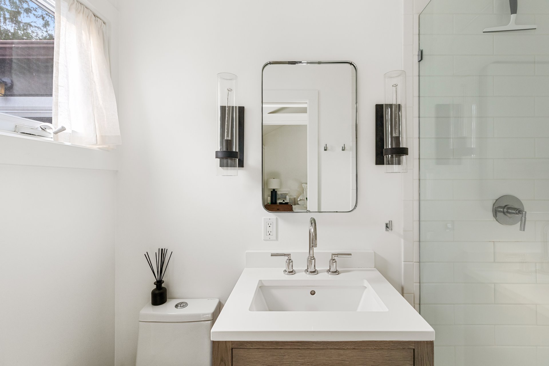 Stylish, Move-In Ready Living in Brookhaven