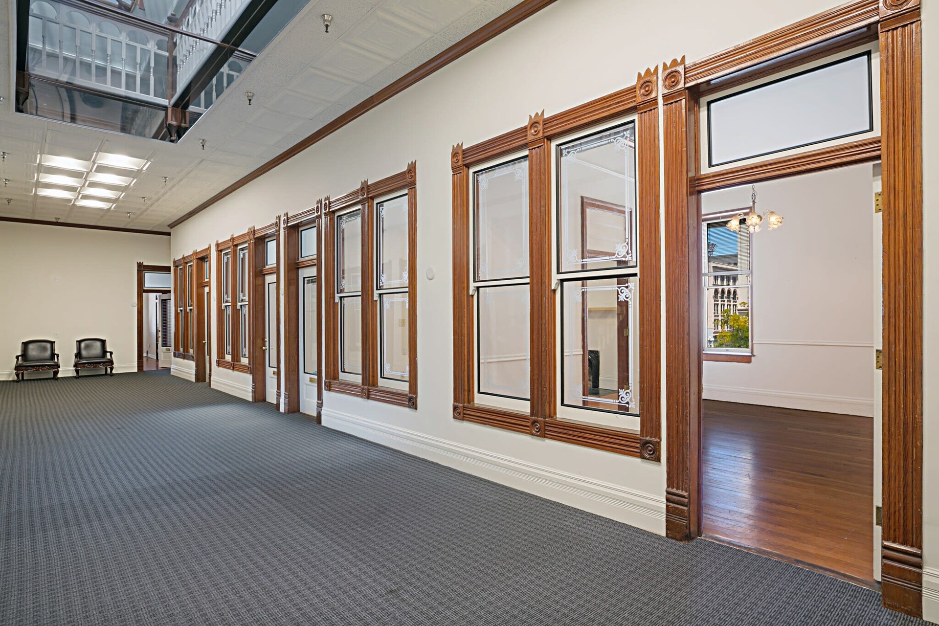 Louis Bank of Commerce 