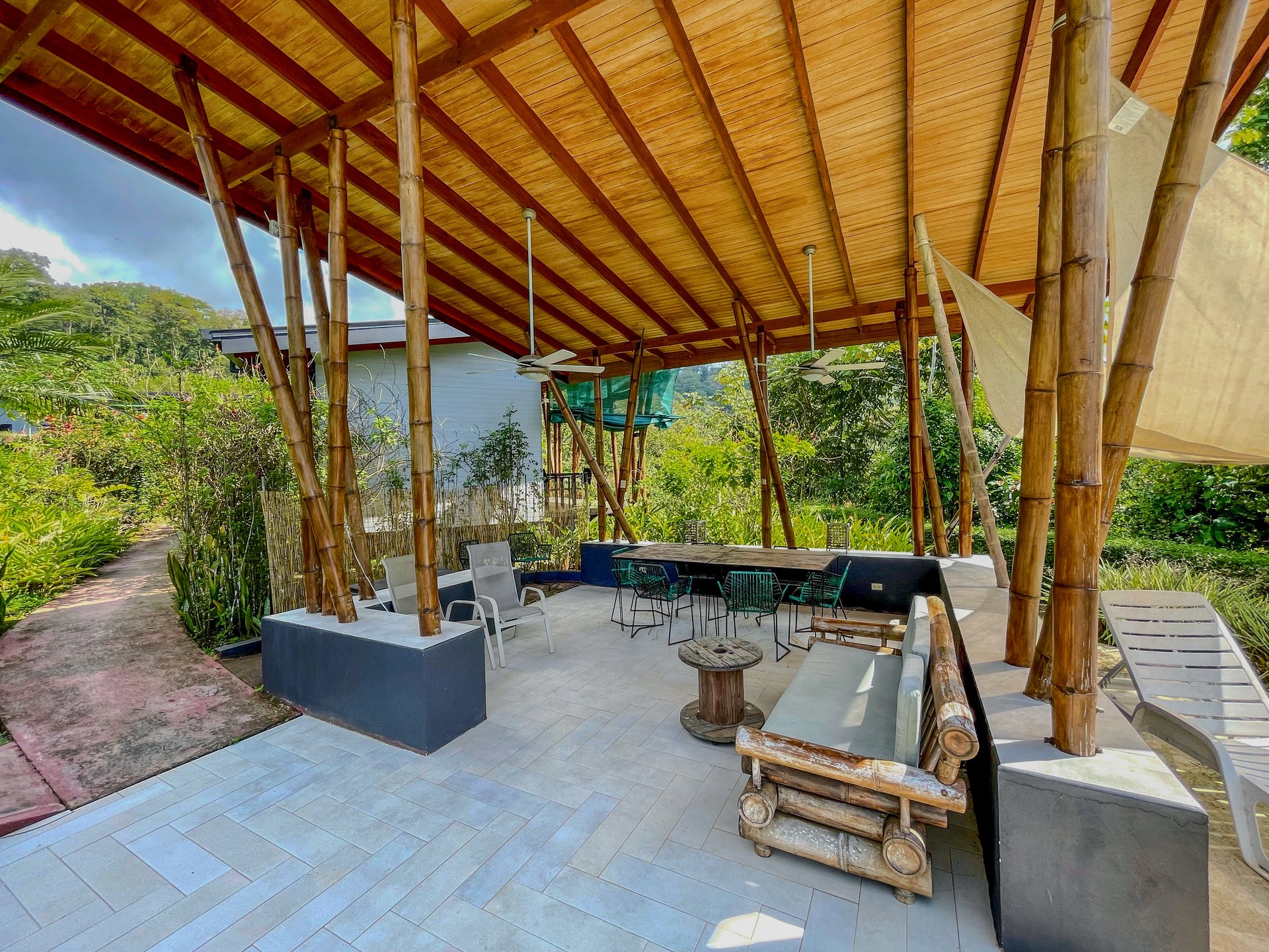2.24 ACRES – 7 Bedrooms Ocean View Boutique Hotel With Two Pools, 5 Minutes to Uvita, Multiple Rental Options!!