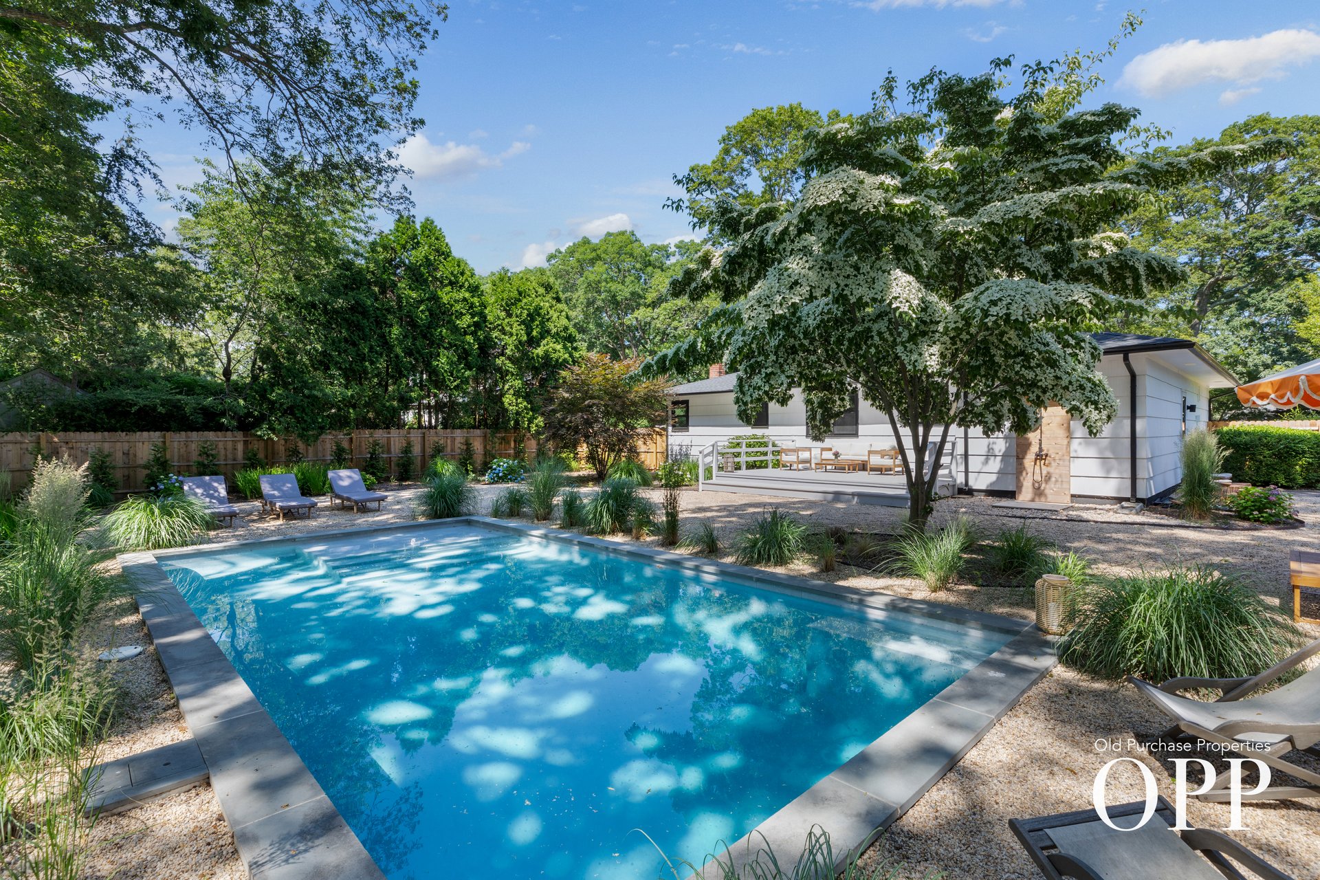 A BELLPORT VILLAGE RETREAT