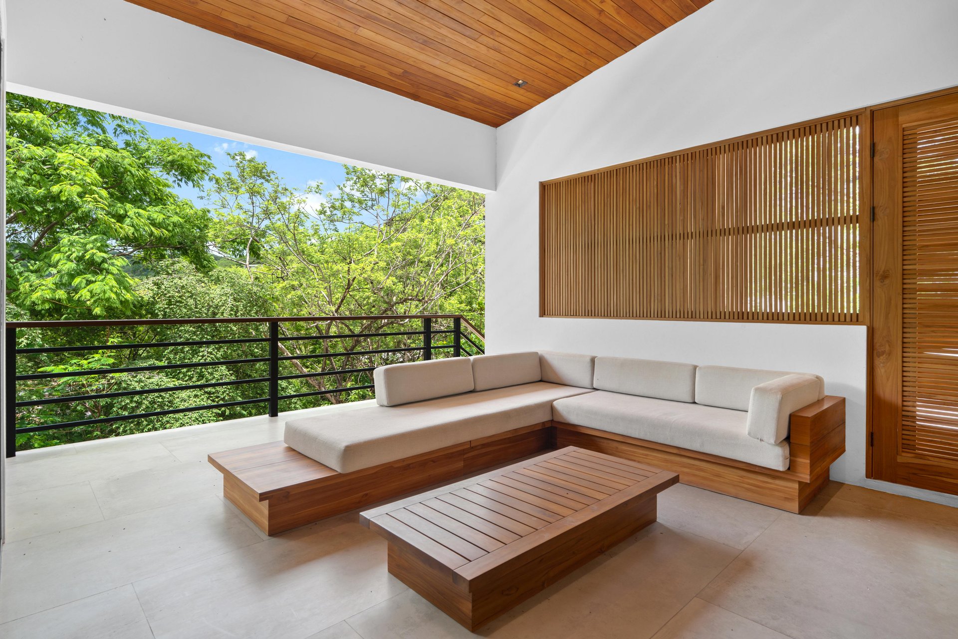 Casa Hanna | Luxury Home for Sale in Senderos, Tamarindo Costa Rica