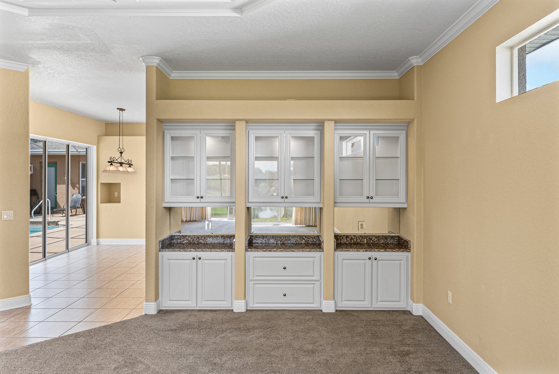 12231 WOODLANDS CIR