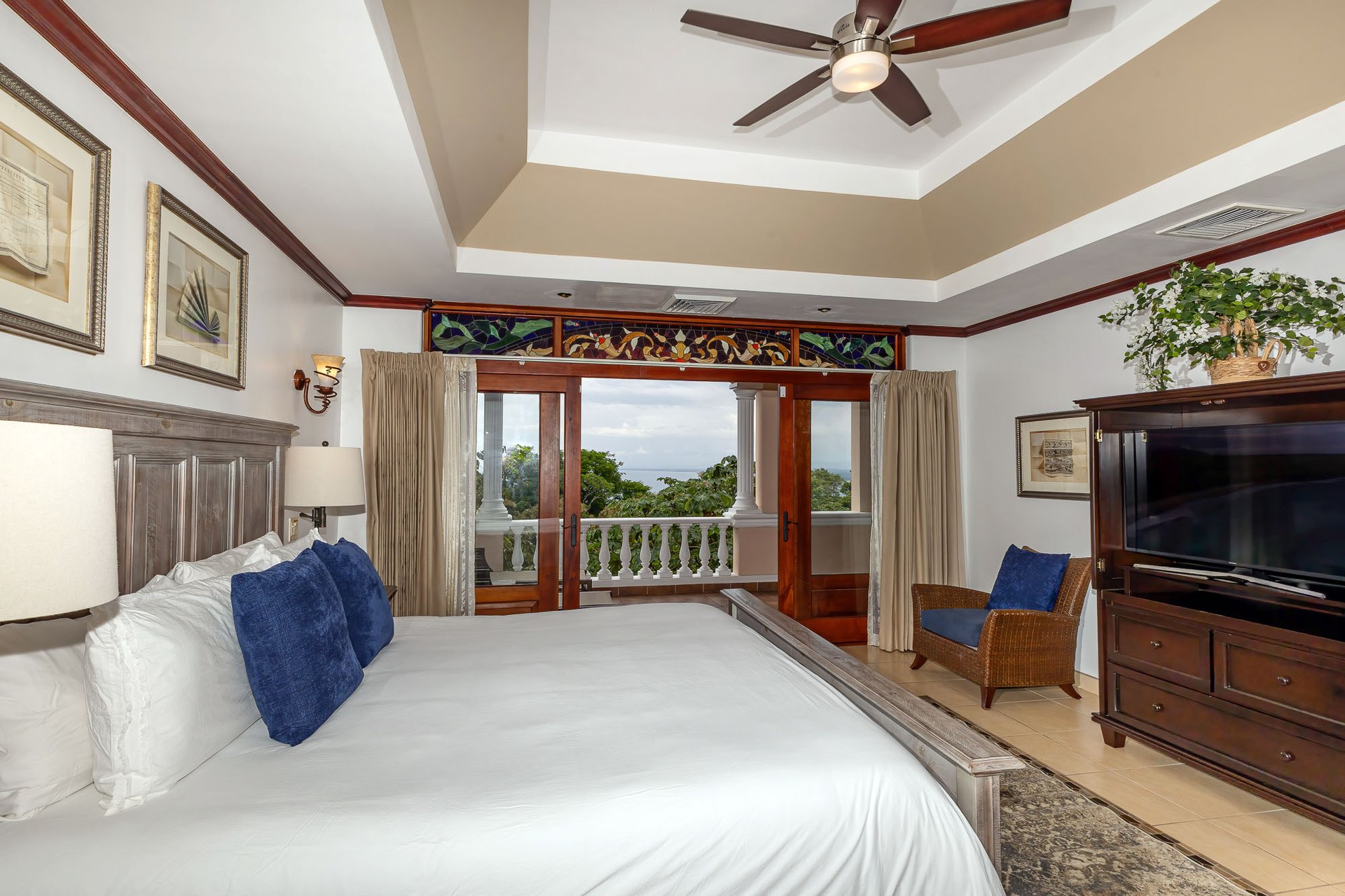 Villa Isabela: Luxury 3-Bedroom Ocean View Condo Pacifico Colonial