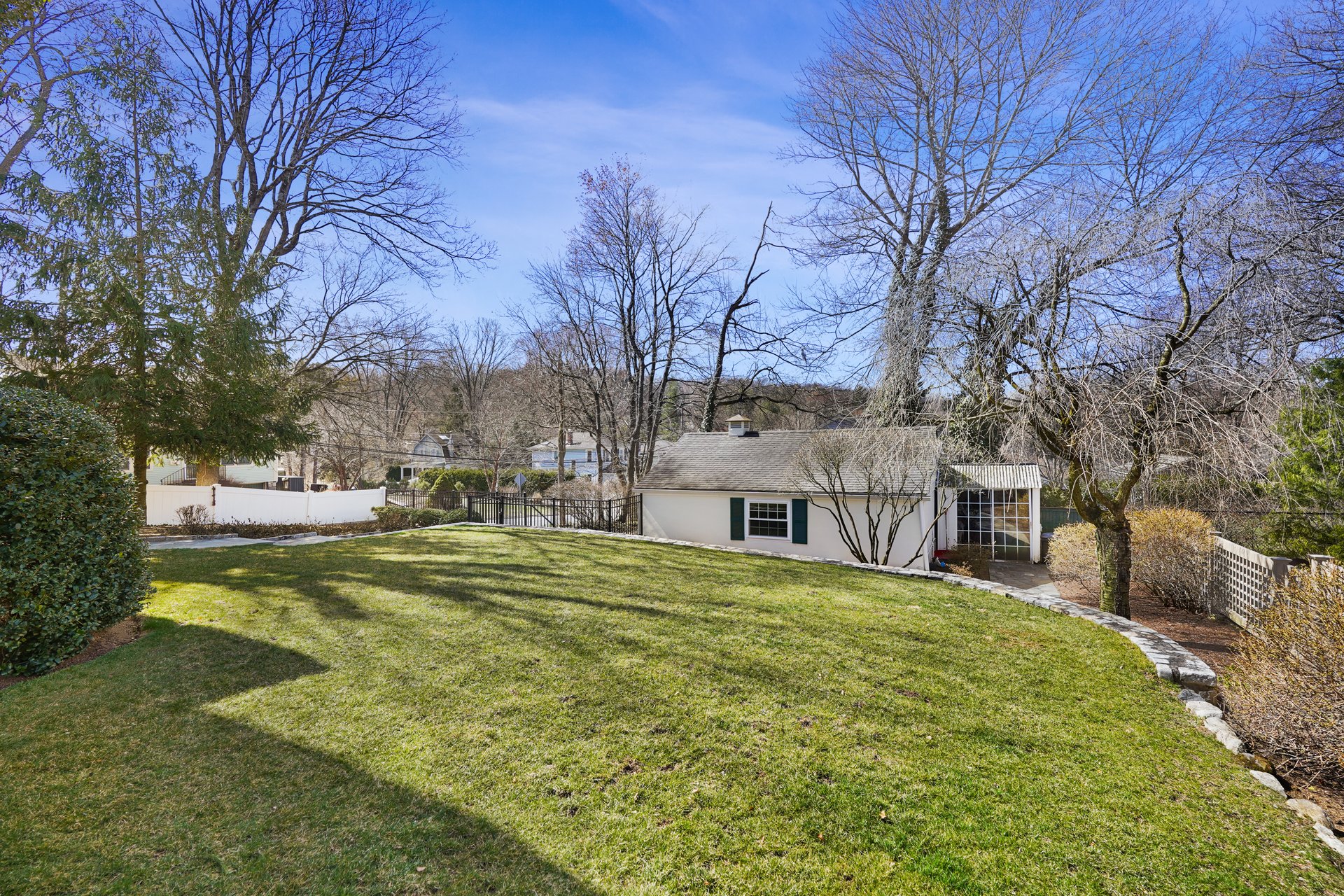 37 Hillside Avenue