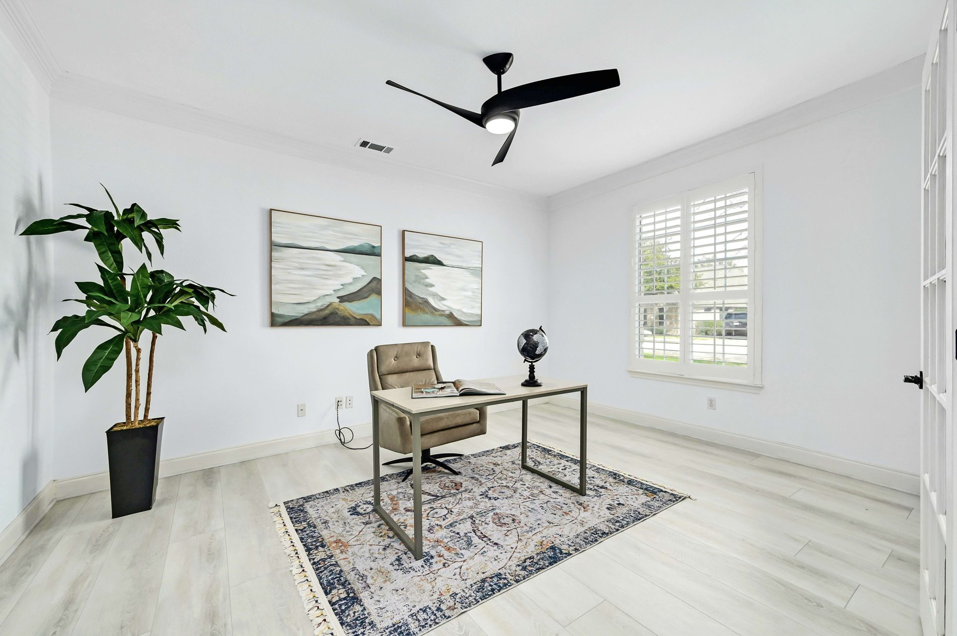 12305 Carlsbad Drive