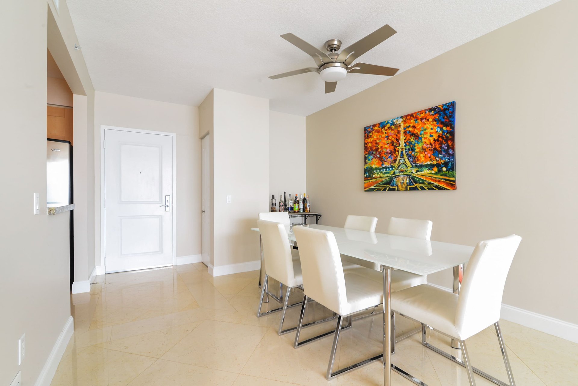 350 Las Olas Place 2820