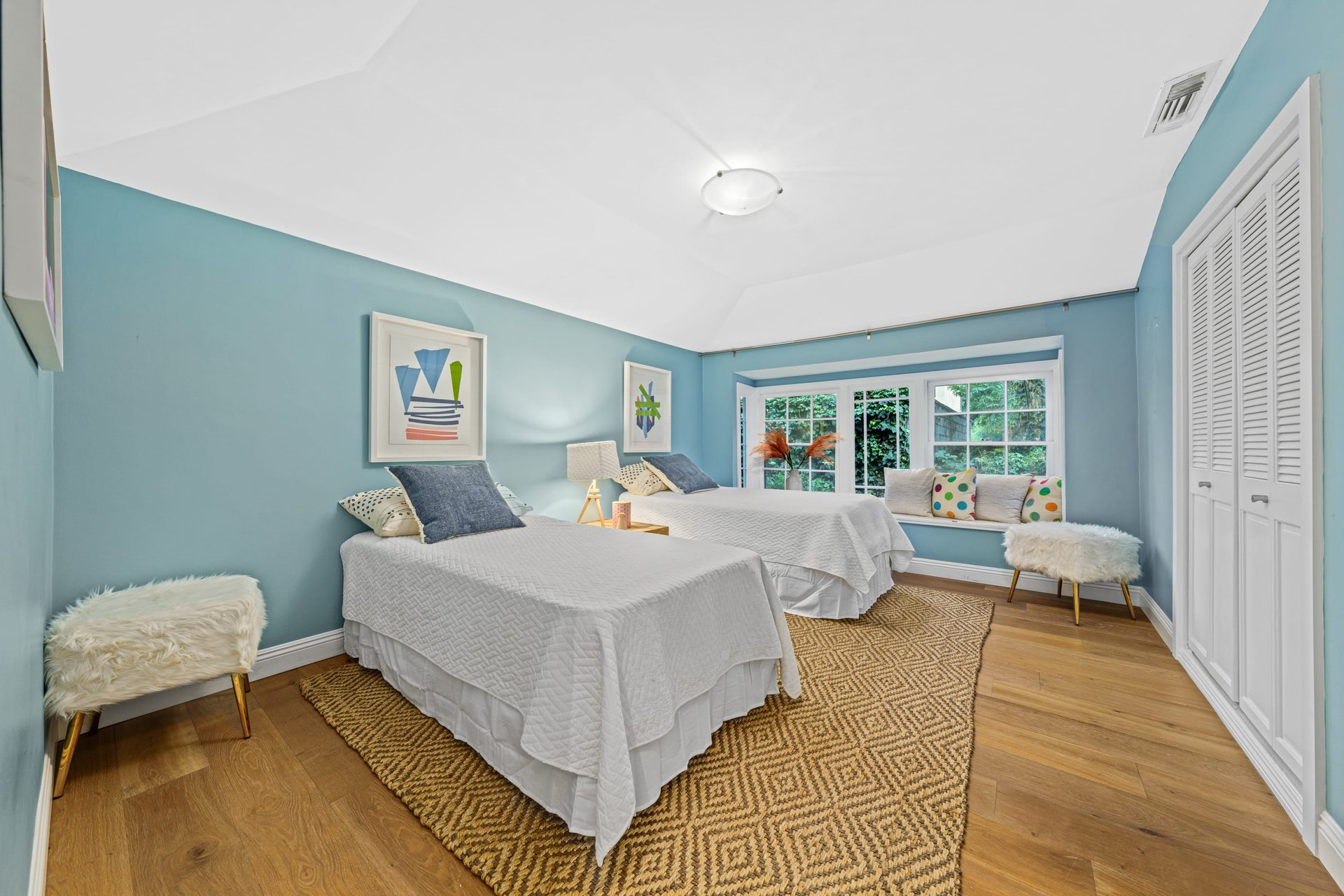 12050 Laurel Terrace Dr, Studio City