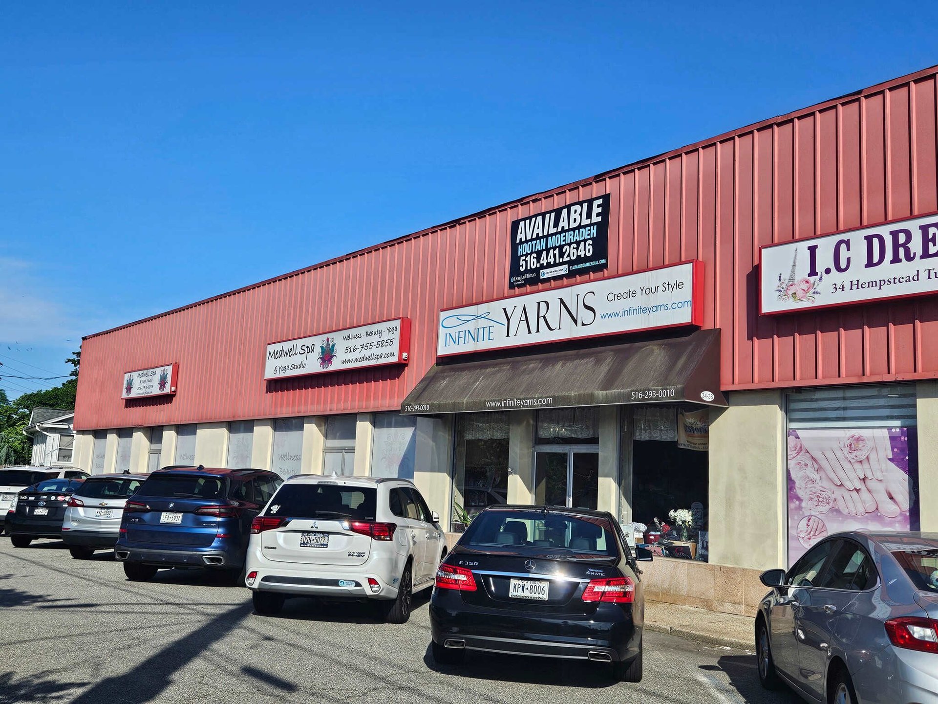 SHOPPING CENTER - INVESTMENT PROPERTY