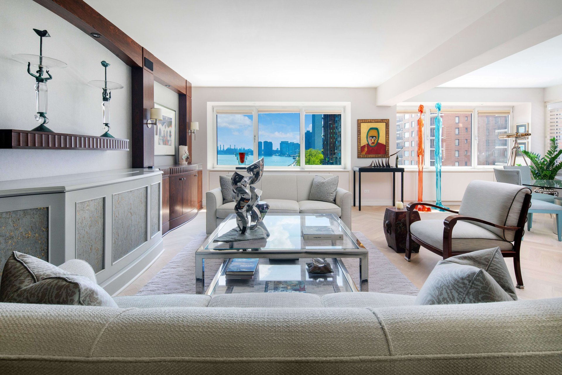 45 Sutton Place South