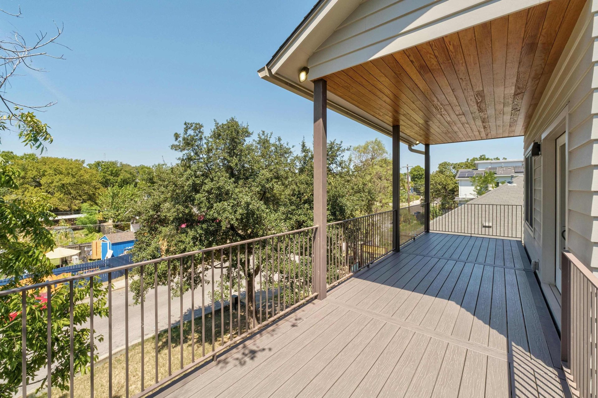 1203 Cedar Avenue