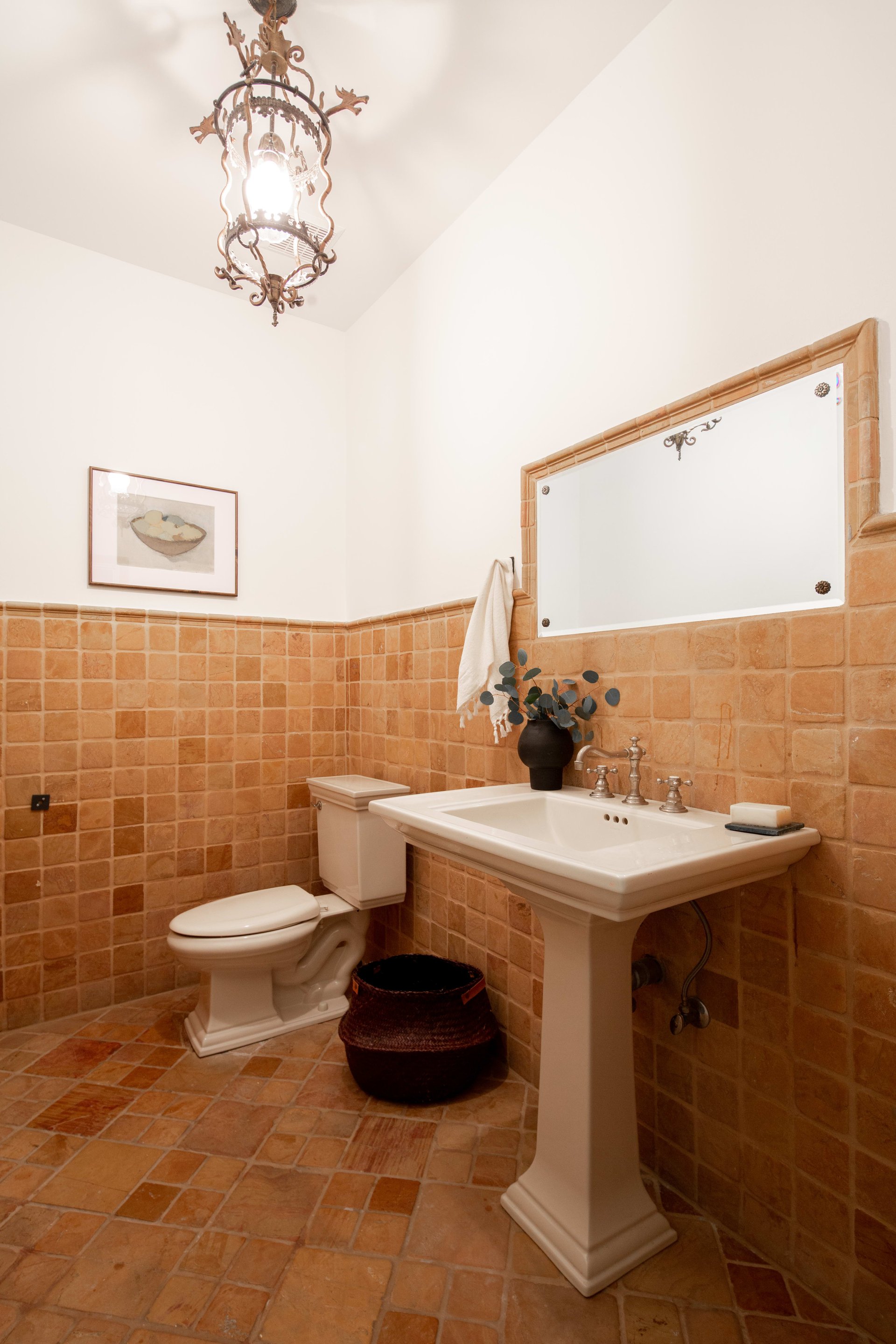 2177 Fern Dell Pl, Los Feliz