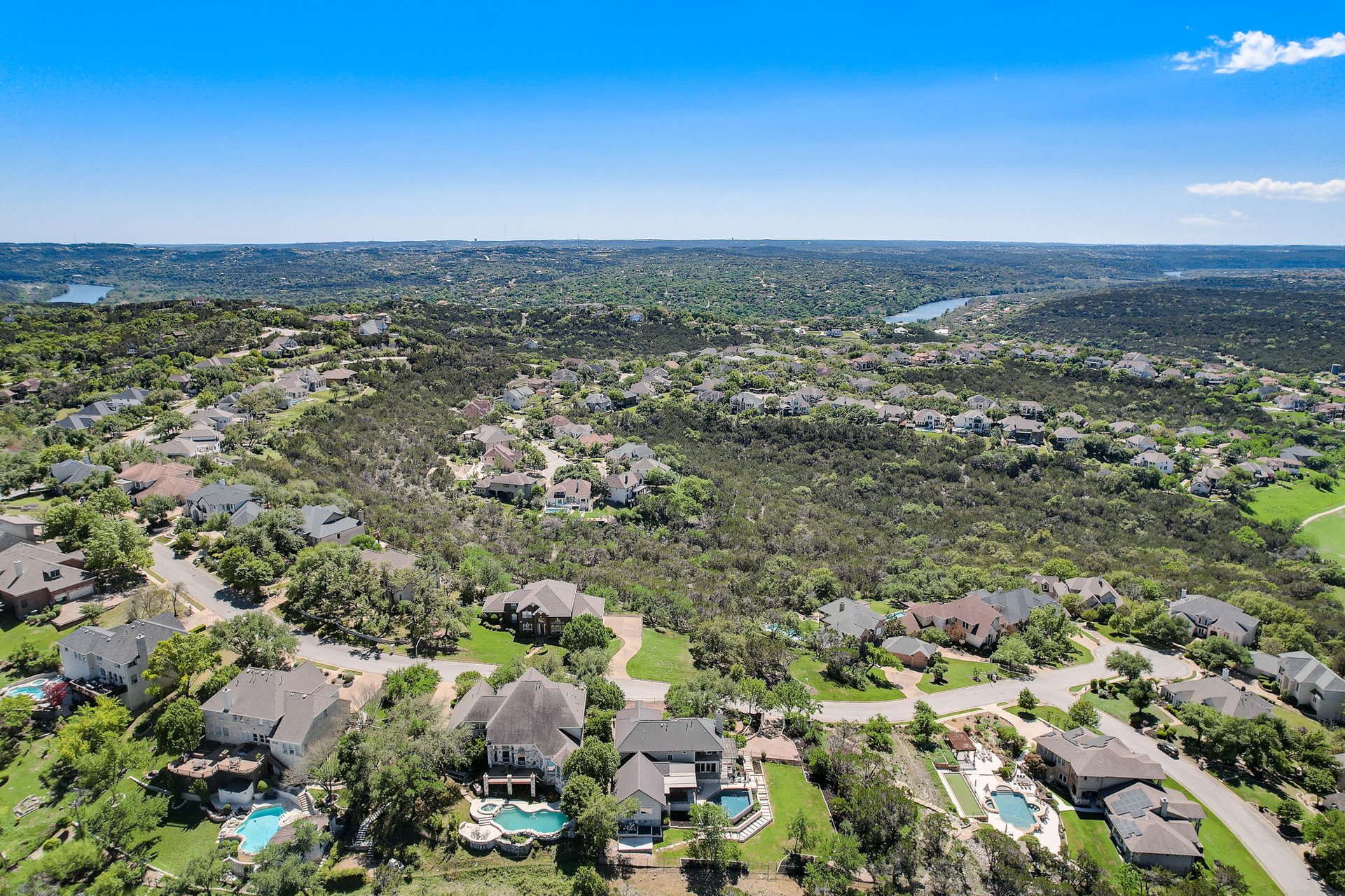 Hill Country Paradise: Luxurious 4/3 Home with Heated Pool/Spa and Spectacular Sunset Views in River Place!