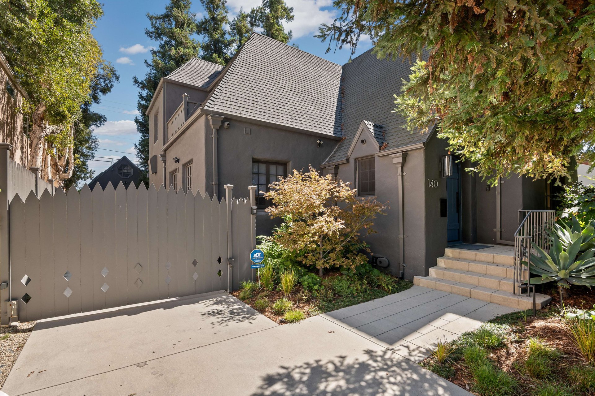 140 N Gardner St, Fairfax