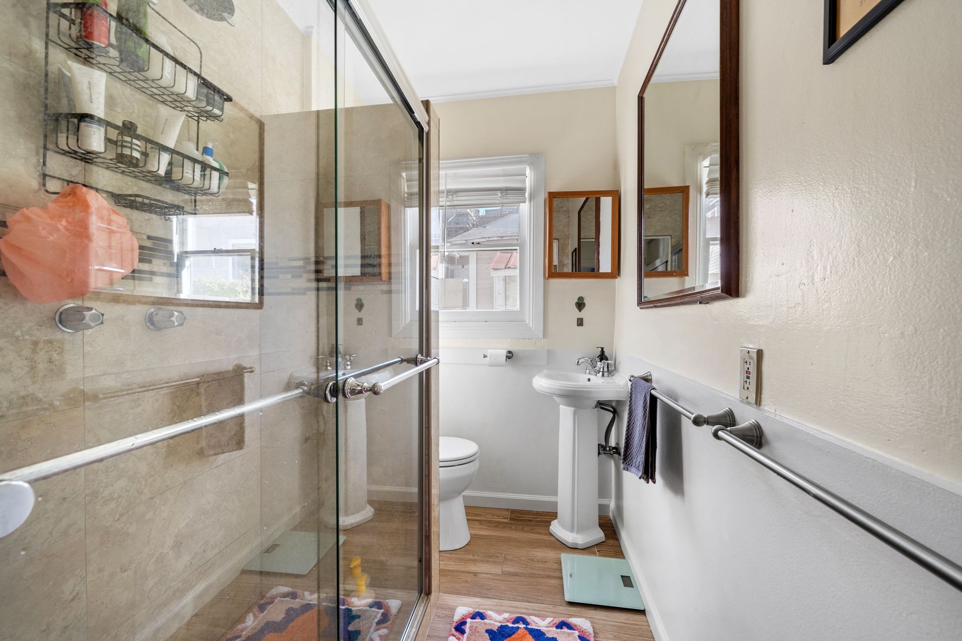 Upside Opportunity for Commercially Zoned Duplex in Prime Echo Park!