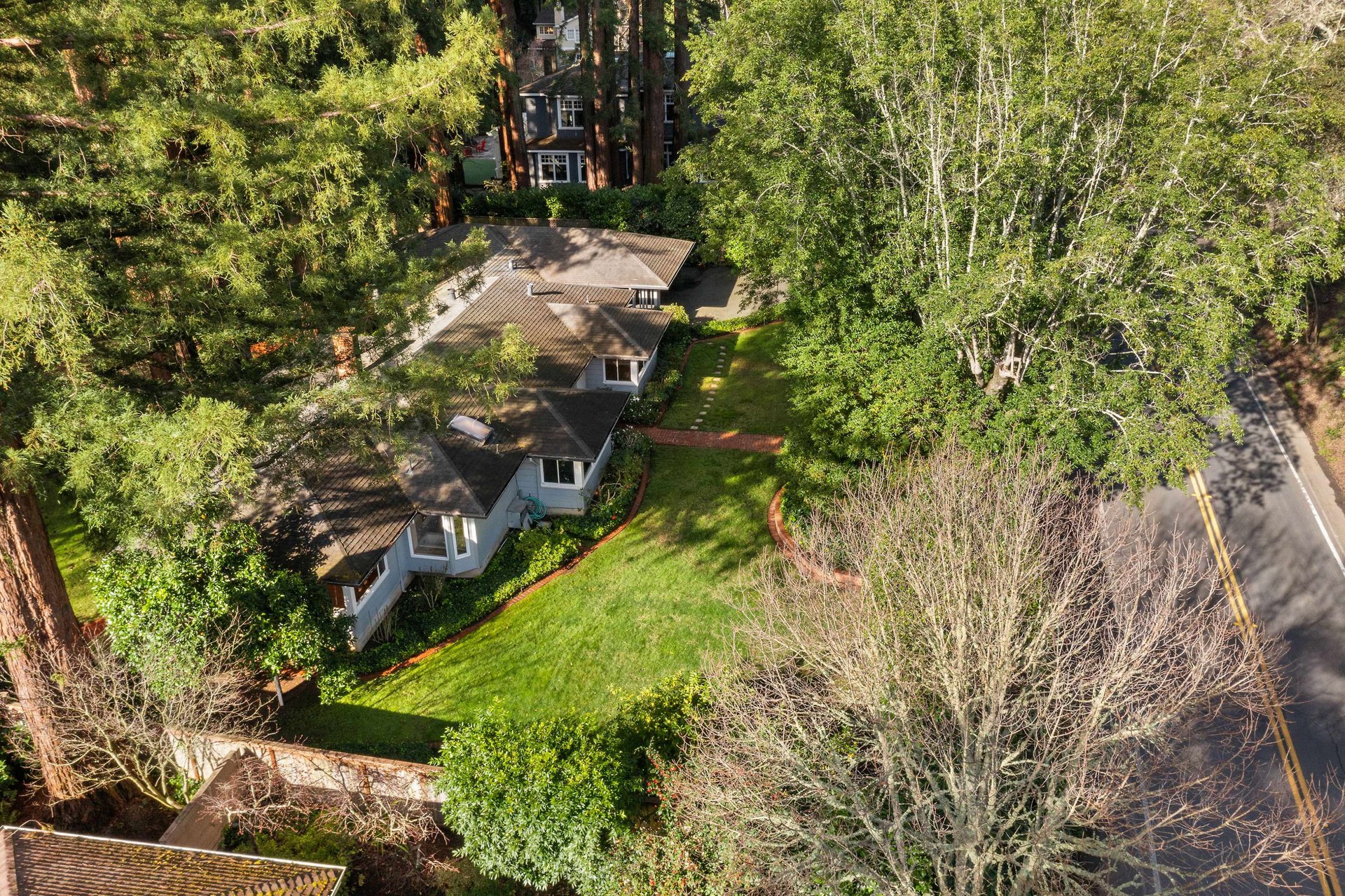 211 Woodland Rd
