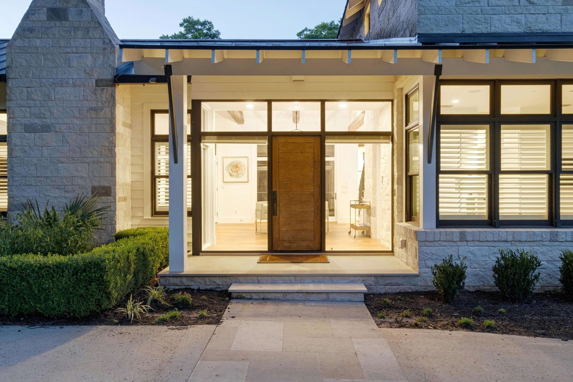 3120 Edgewater Drive