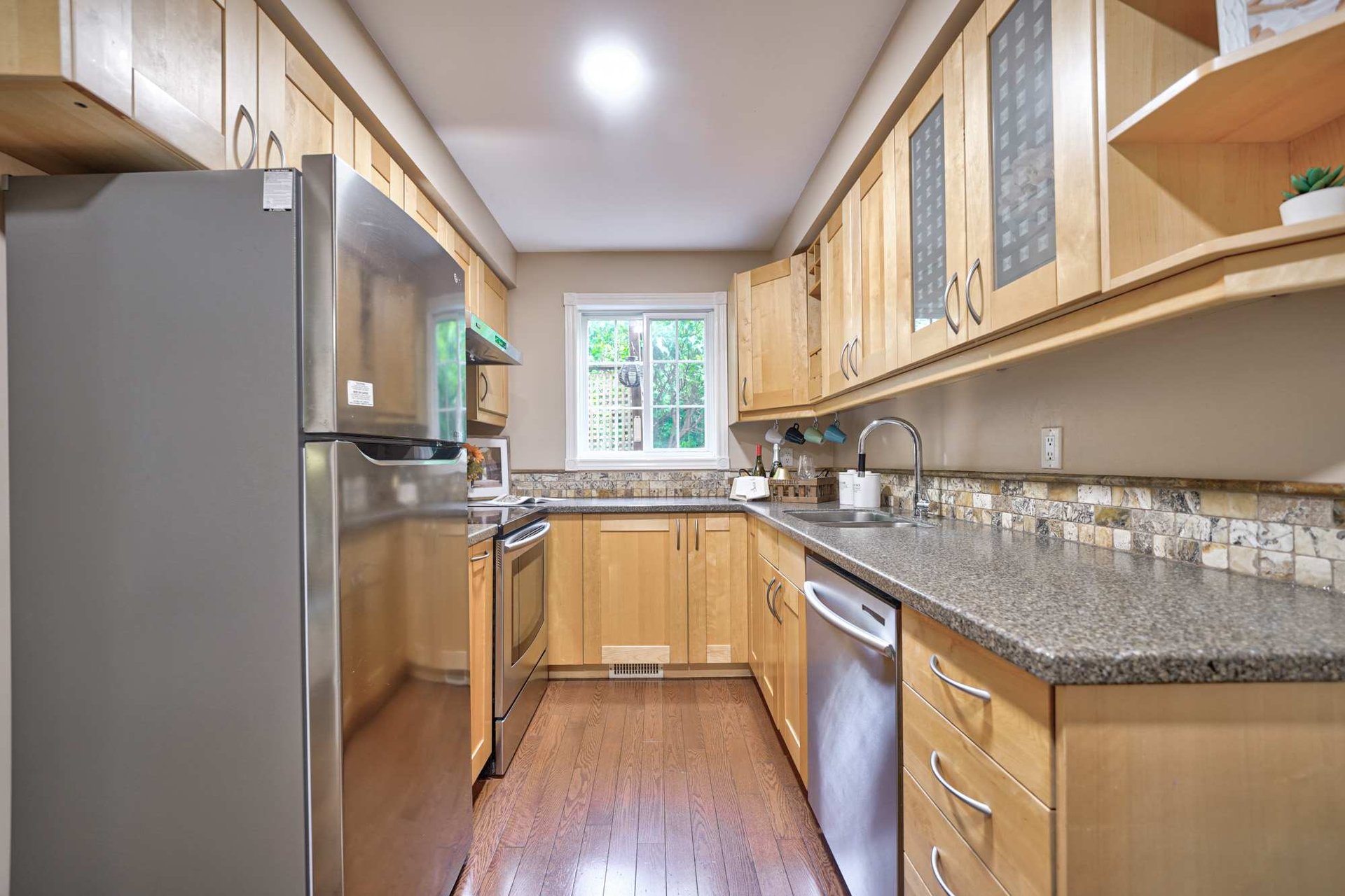 1405 Cedarglen Ct