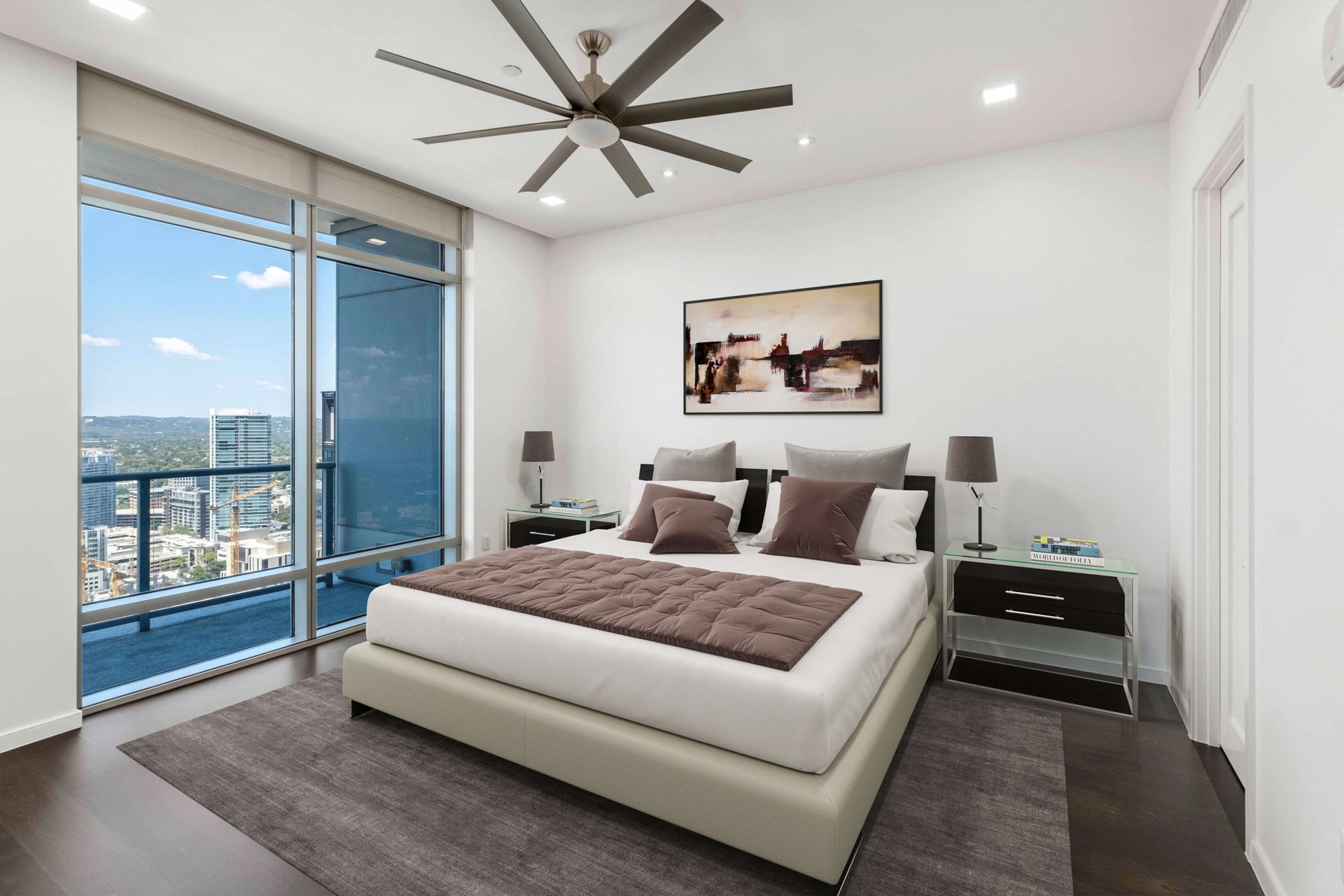 200 Congress Ave #37A